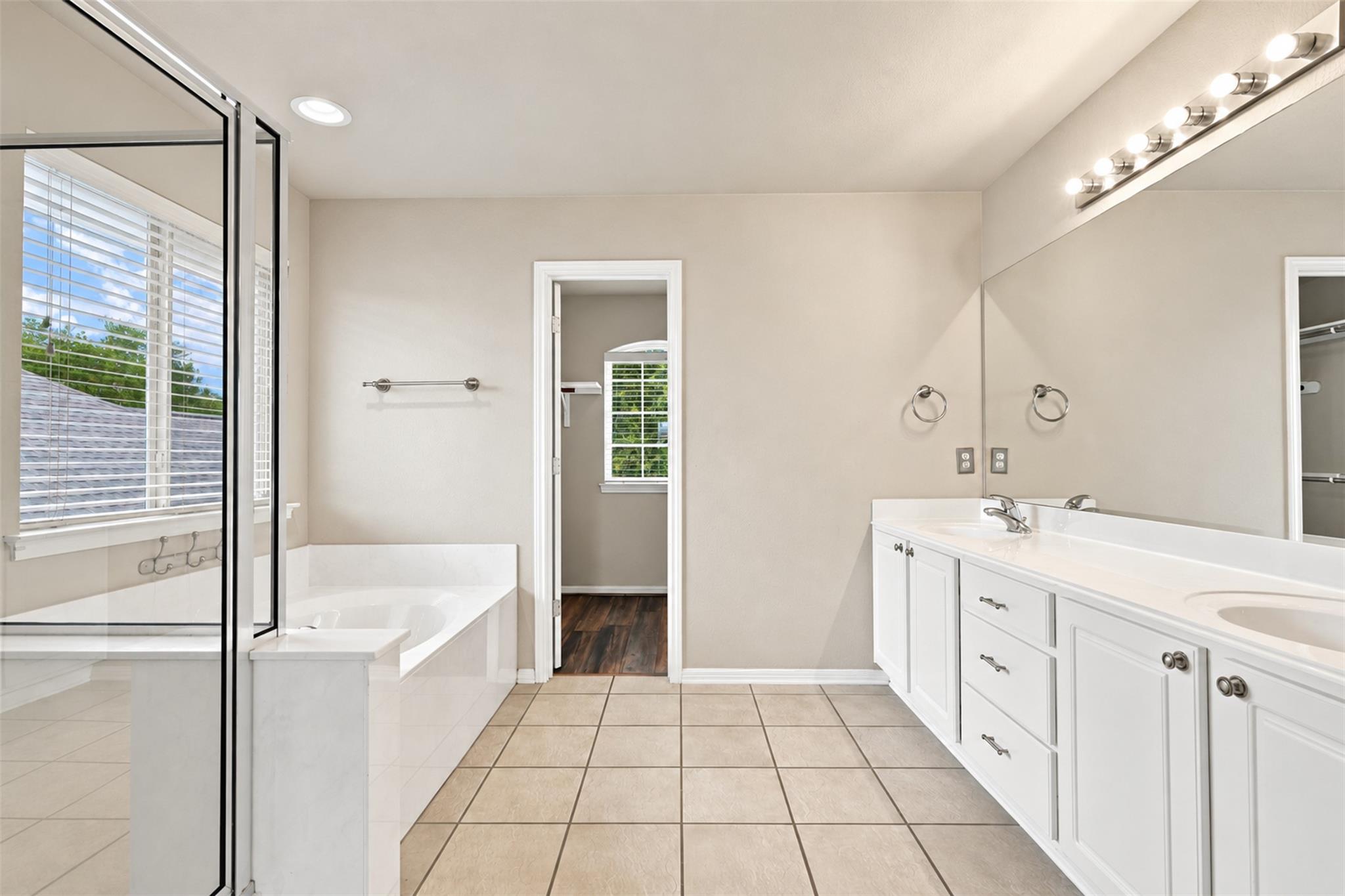 2507 Texan DR