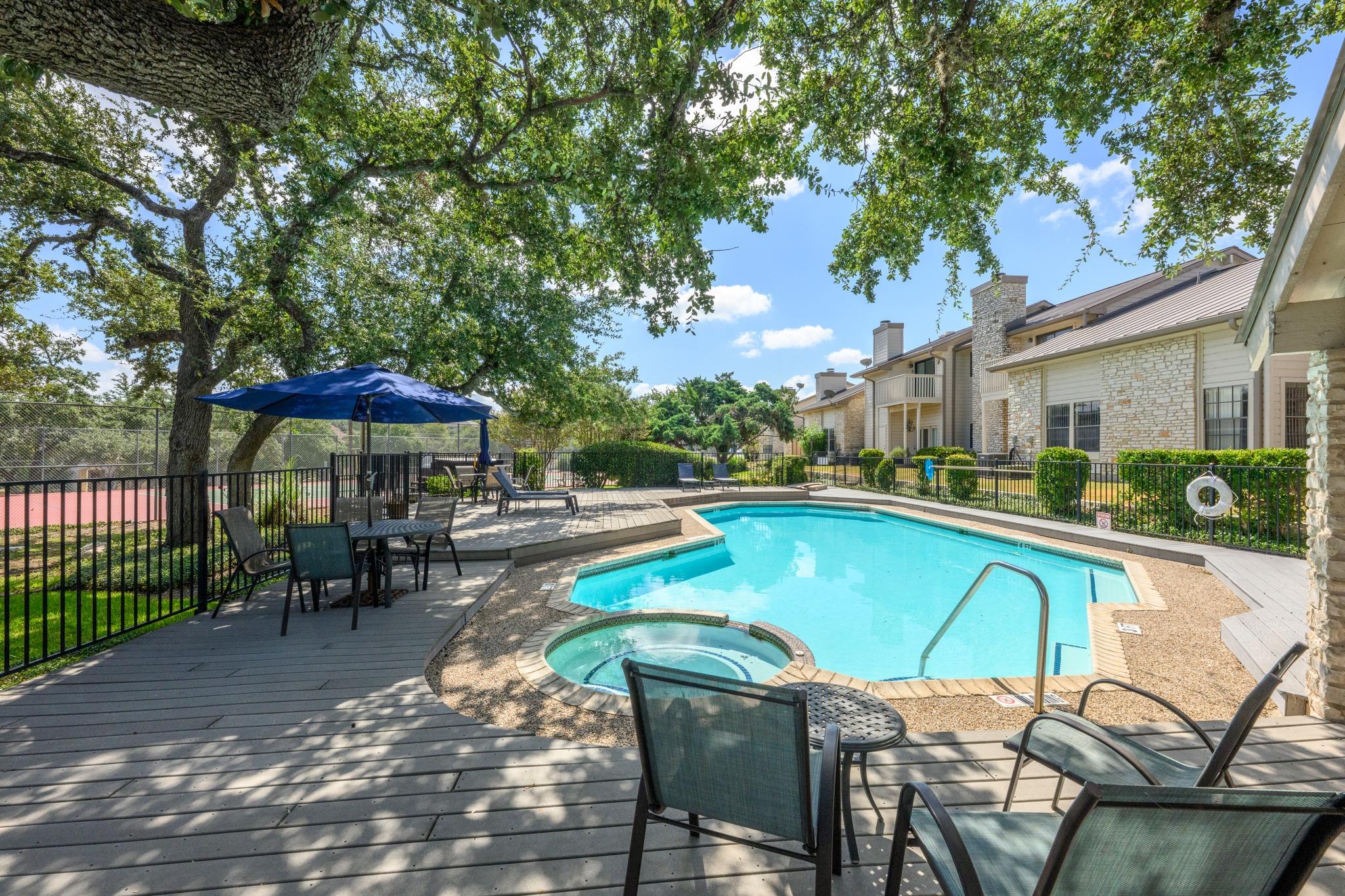 2201 Lakeway BLVD Unit: 39