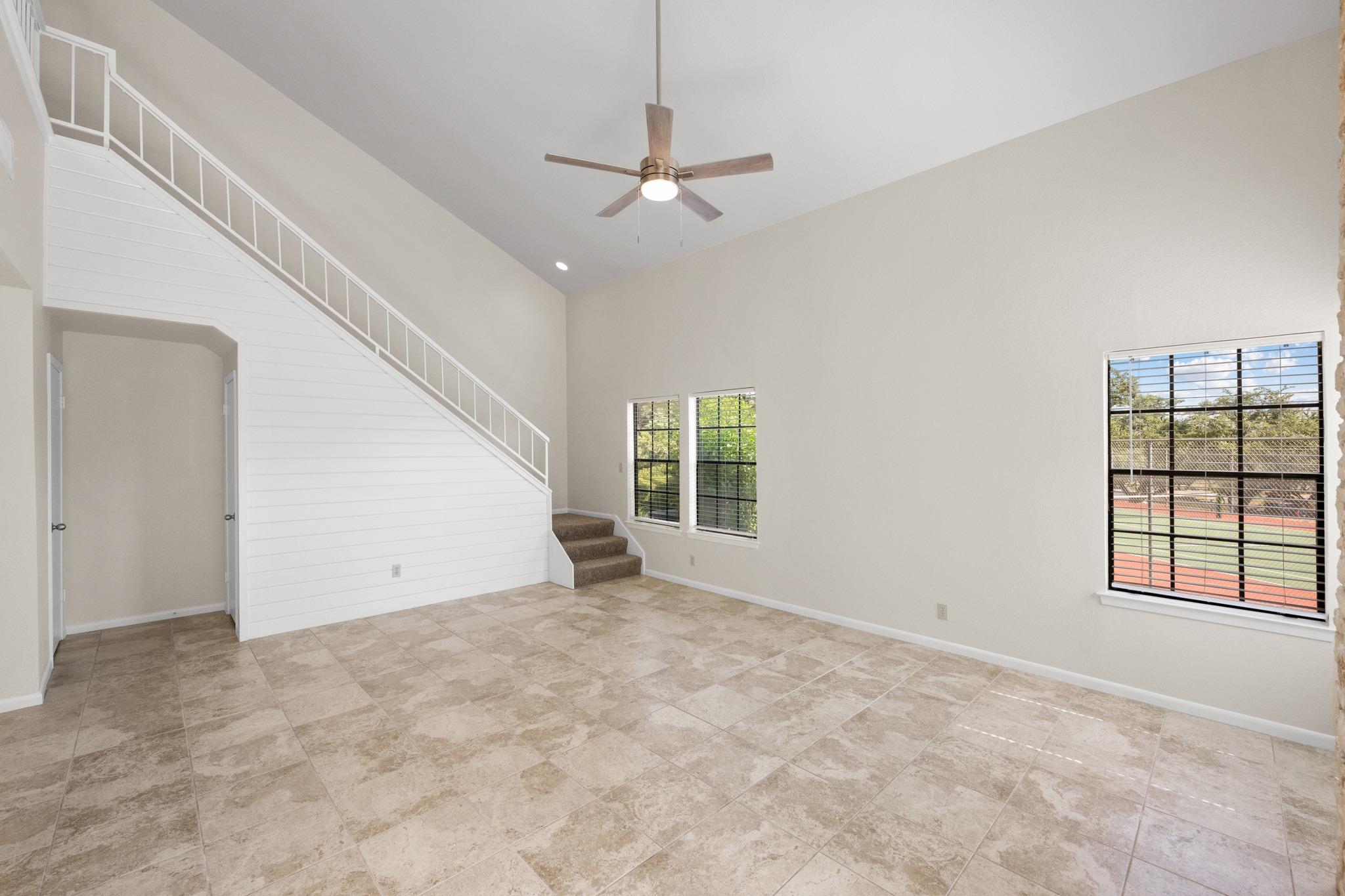 2201 Lakeway BLVD Unit: 39