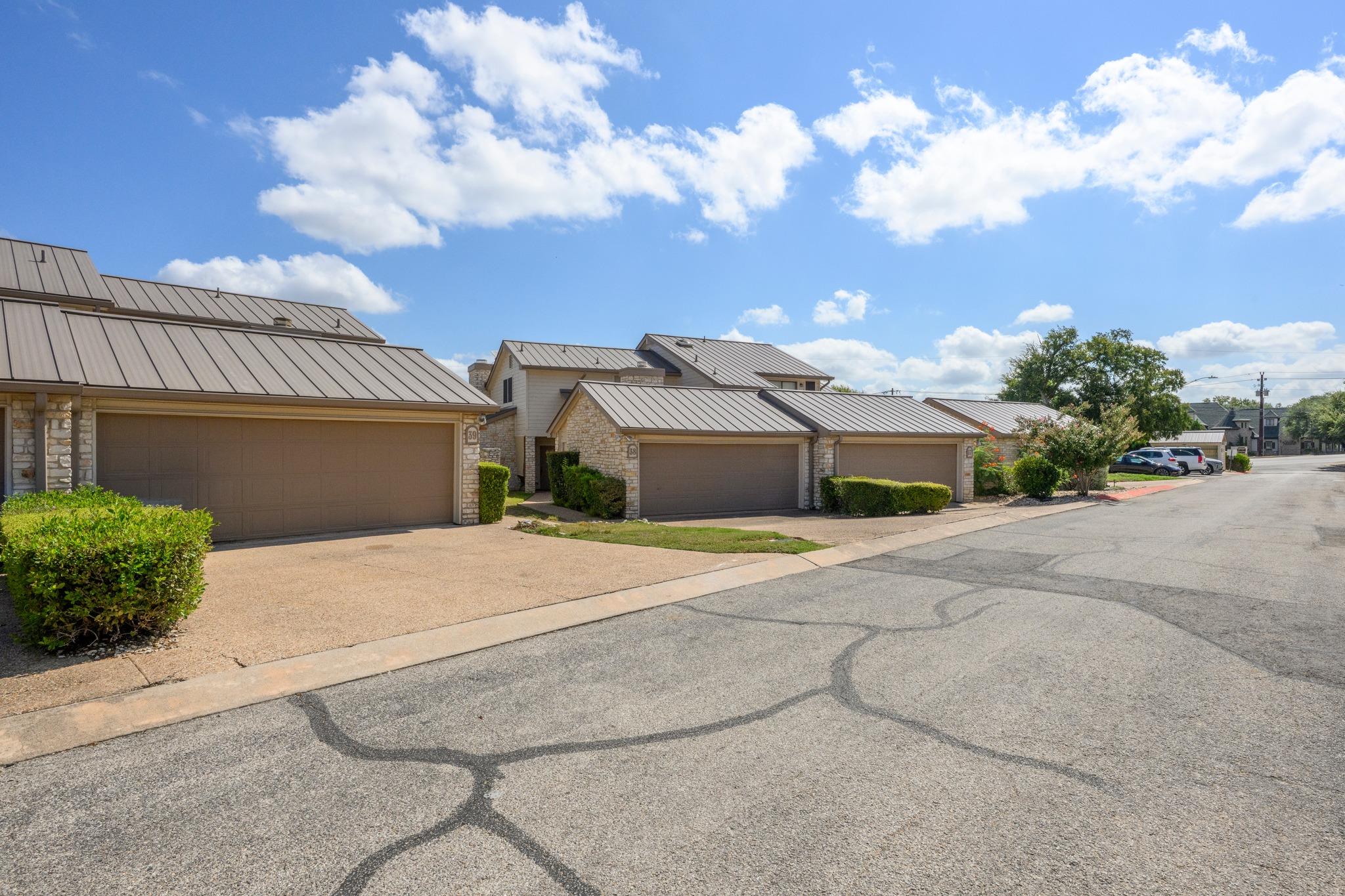 2201 Lakeway BLVD Unit: 39