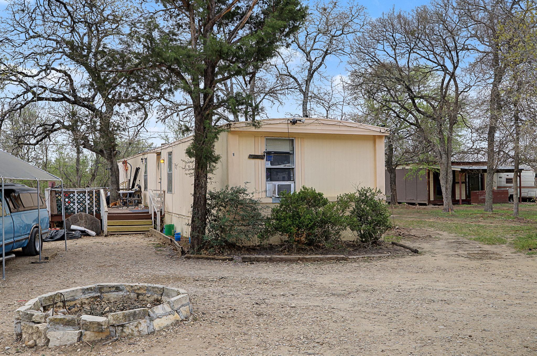 5805 Blue Bluff RD