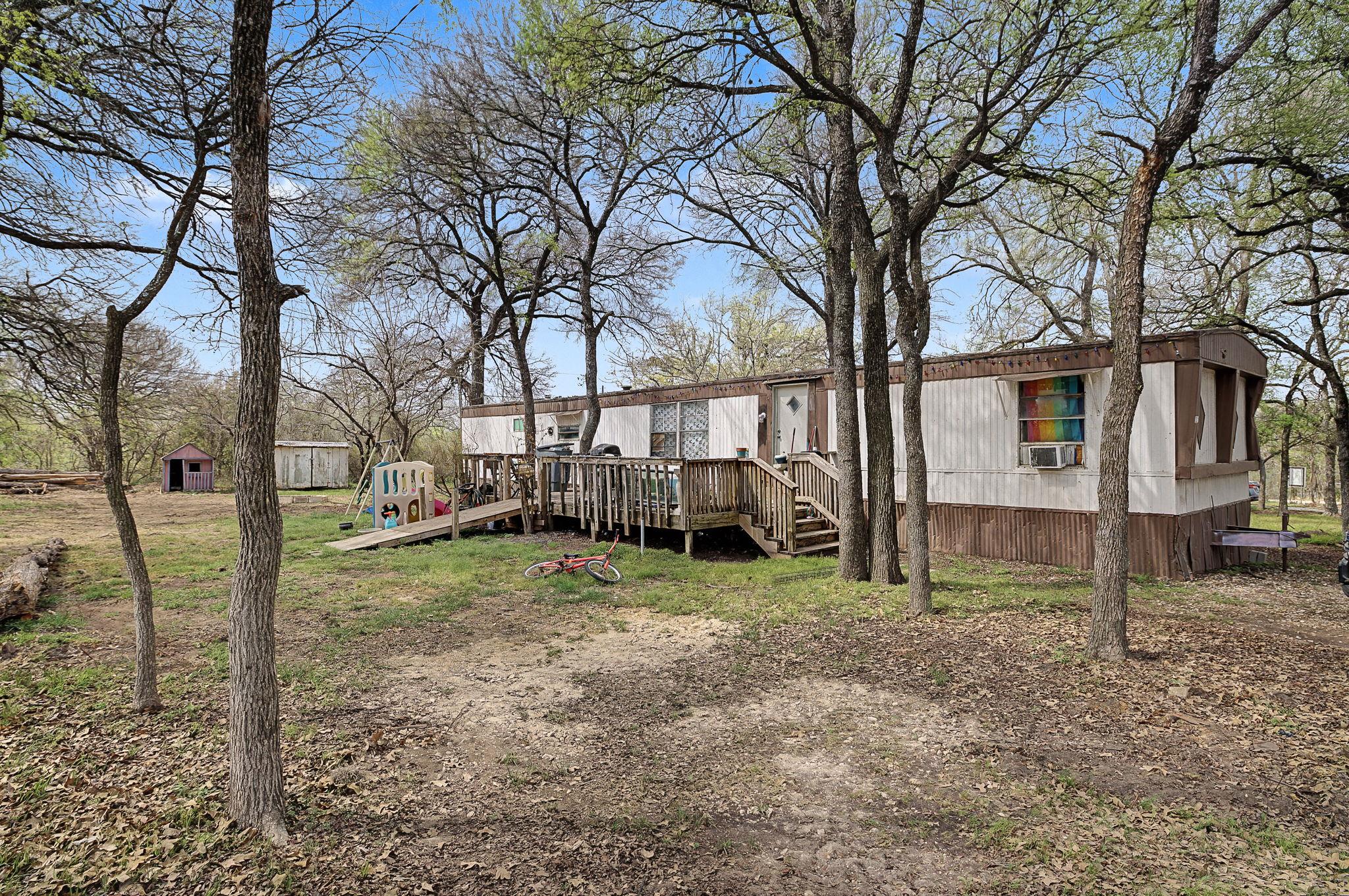 5805 Blue Bluff RD