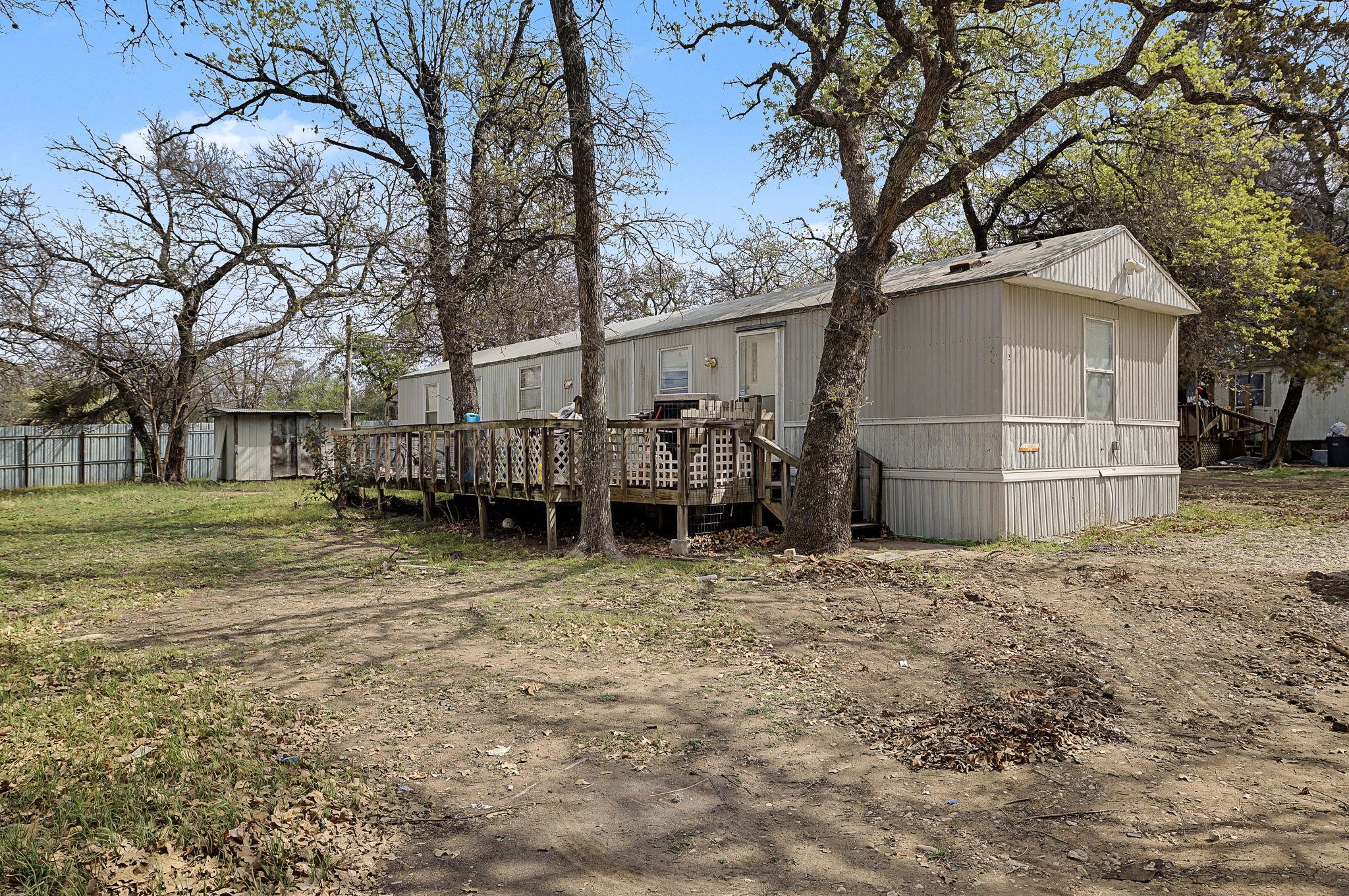 5805 Blue Bluff RD