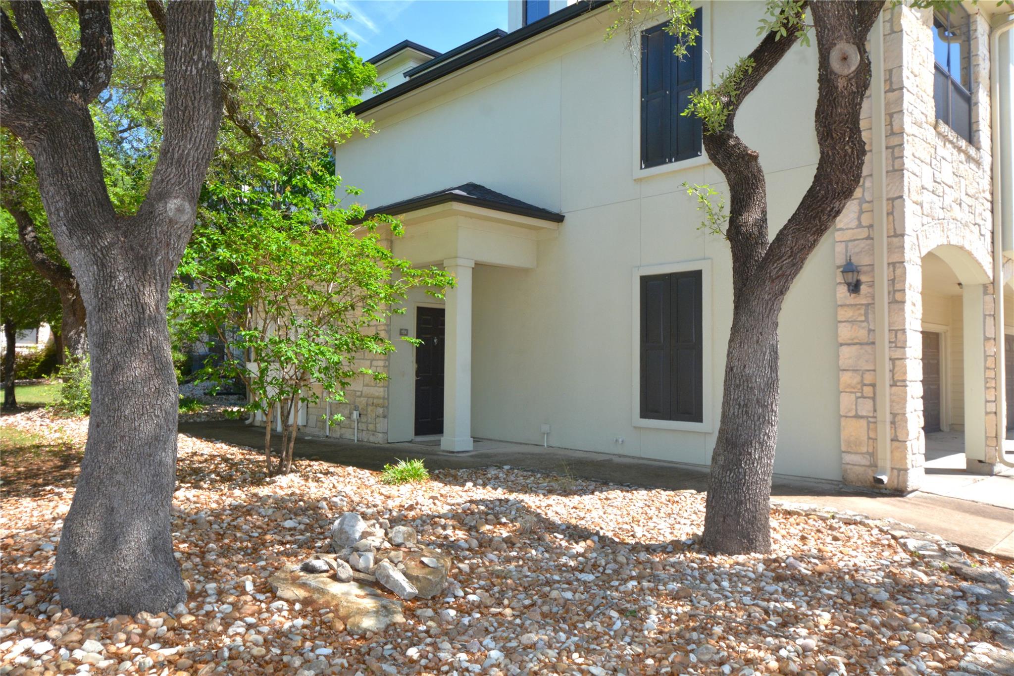 7701 RIALTO BLVD # 124