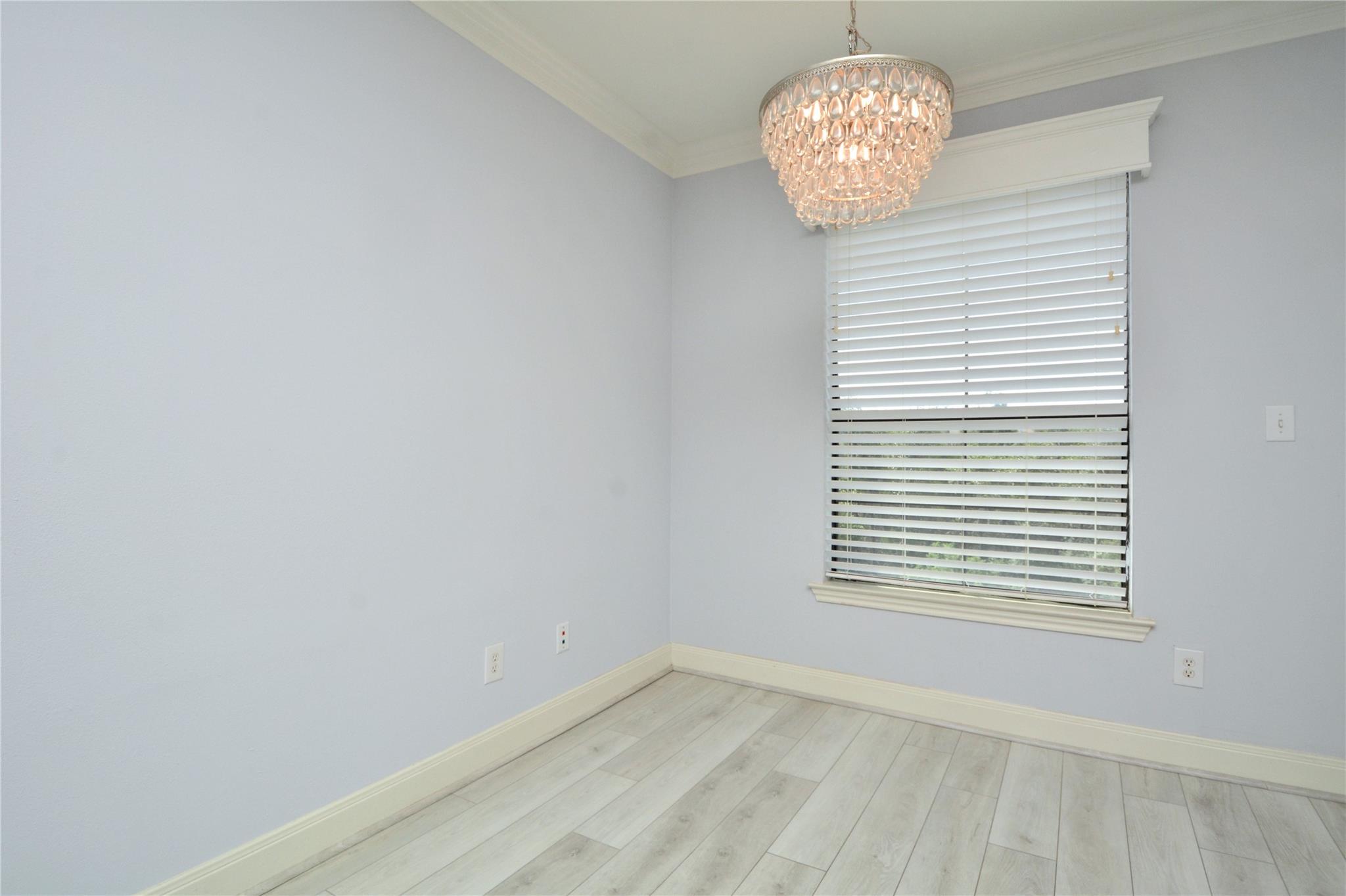 7701 RIALTO BLVD # 124