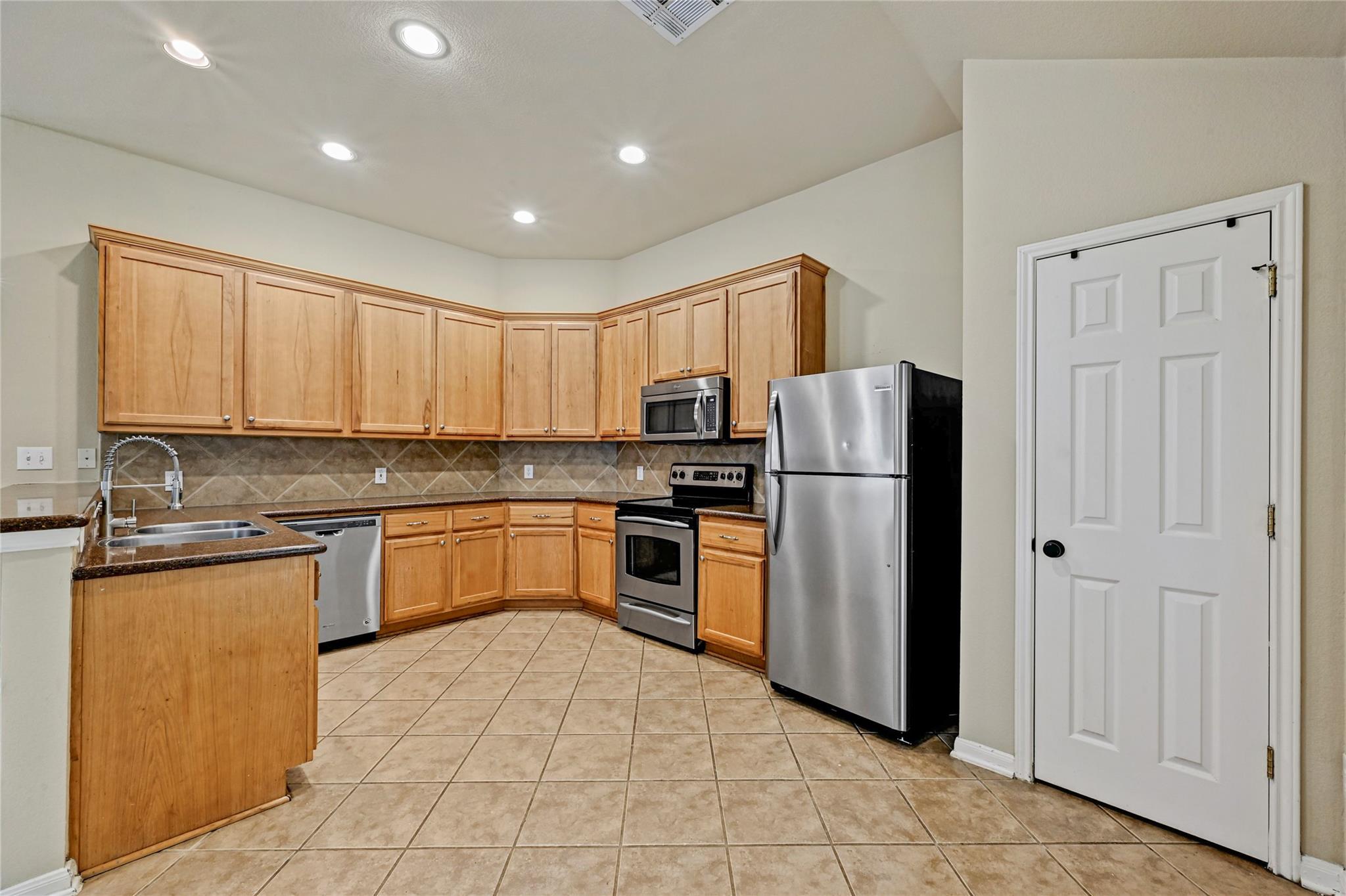 2717 Granite Creek DR