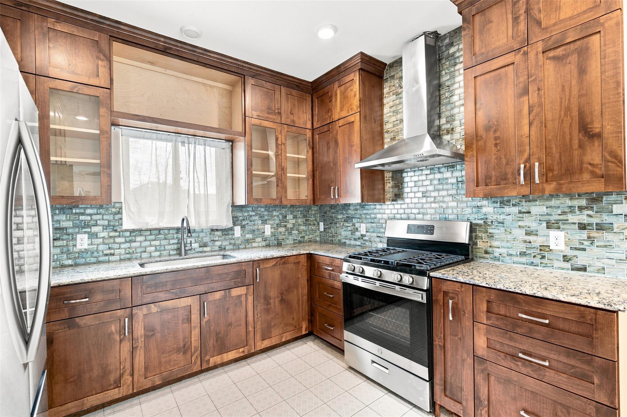 600 Highland Ranch WAY