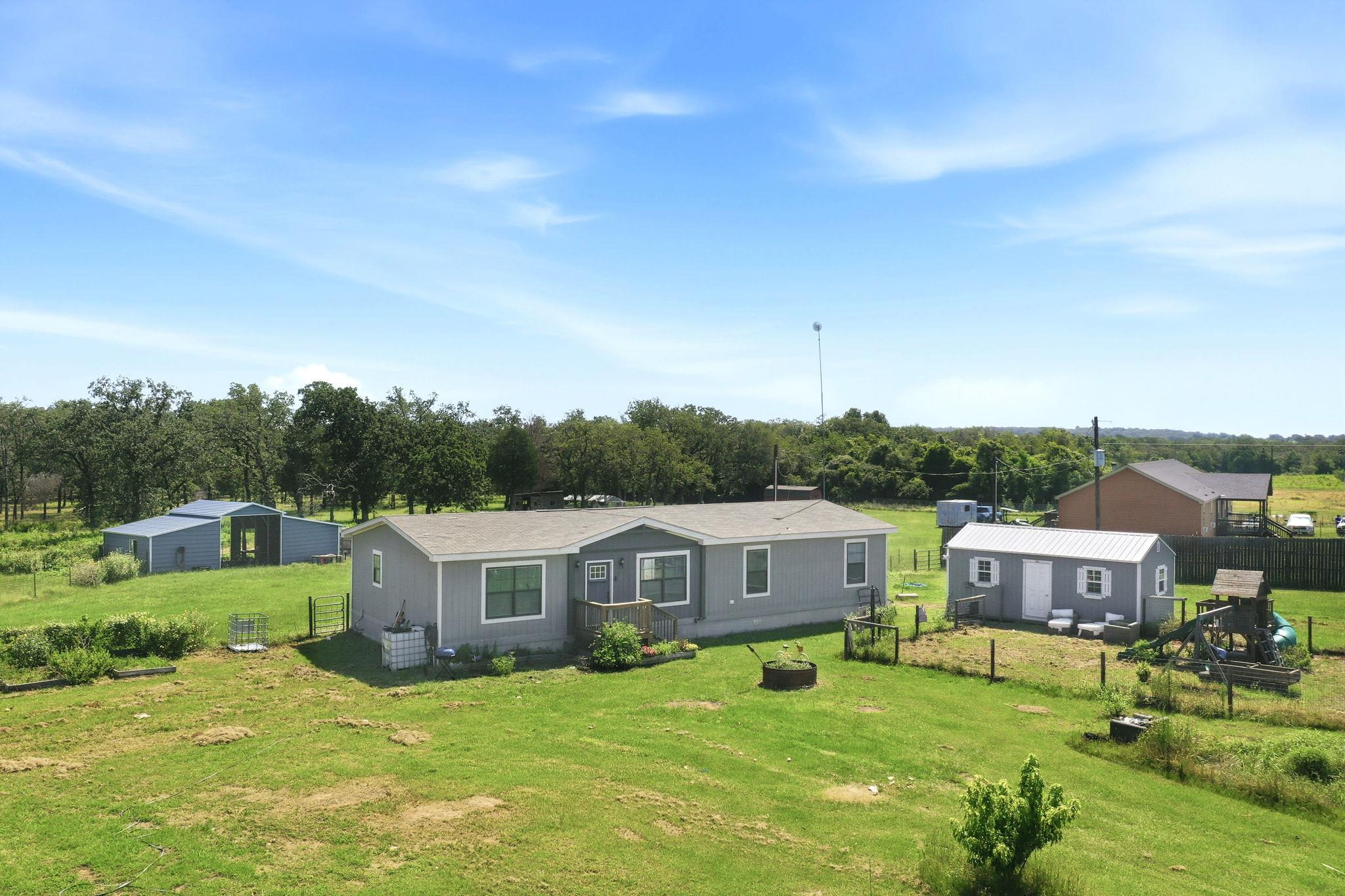 1951 County Road 475