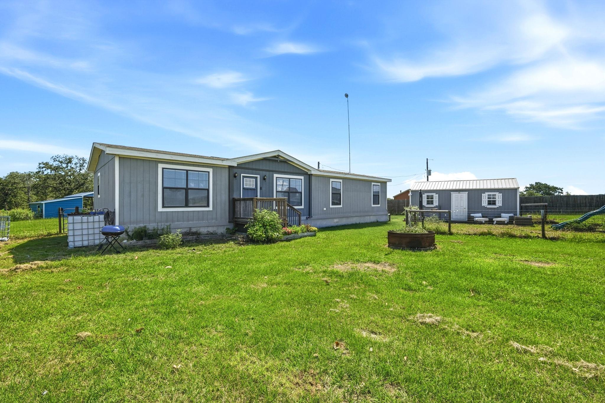 1951 County Road 475