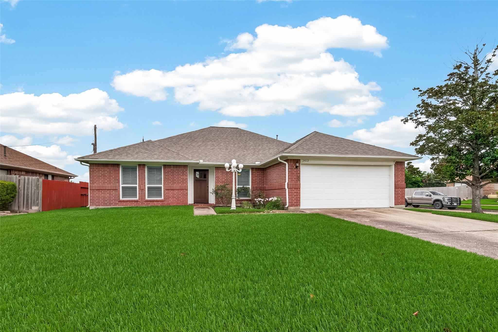 3413 Blue Wing Drive