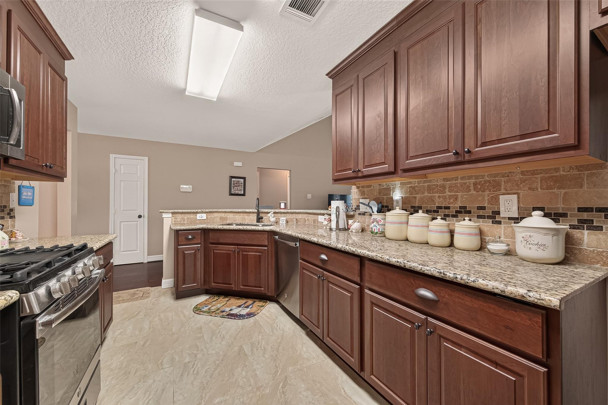 3413 Blue Wing Drive