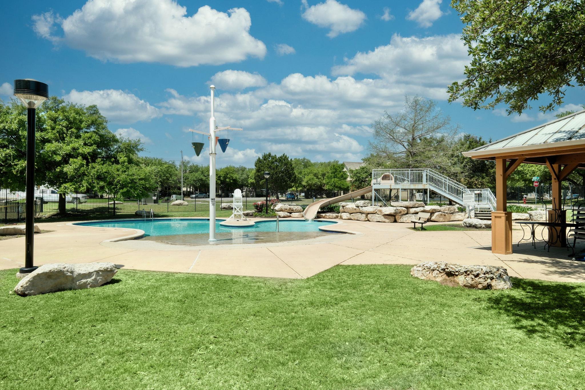 212 Tulip Trail BND