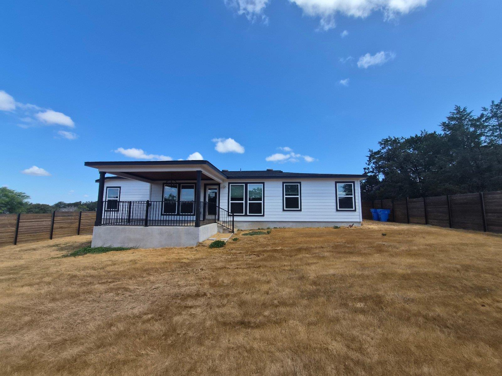 21905 Redbird DR
