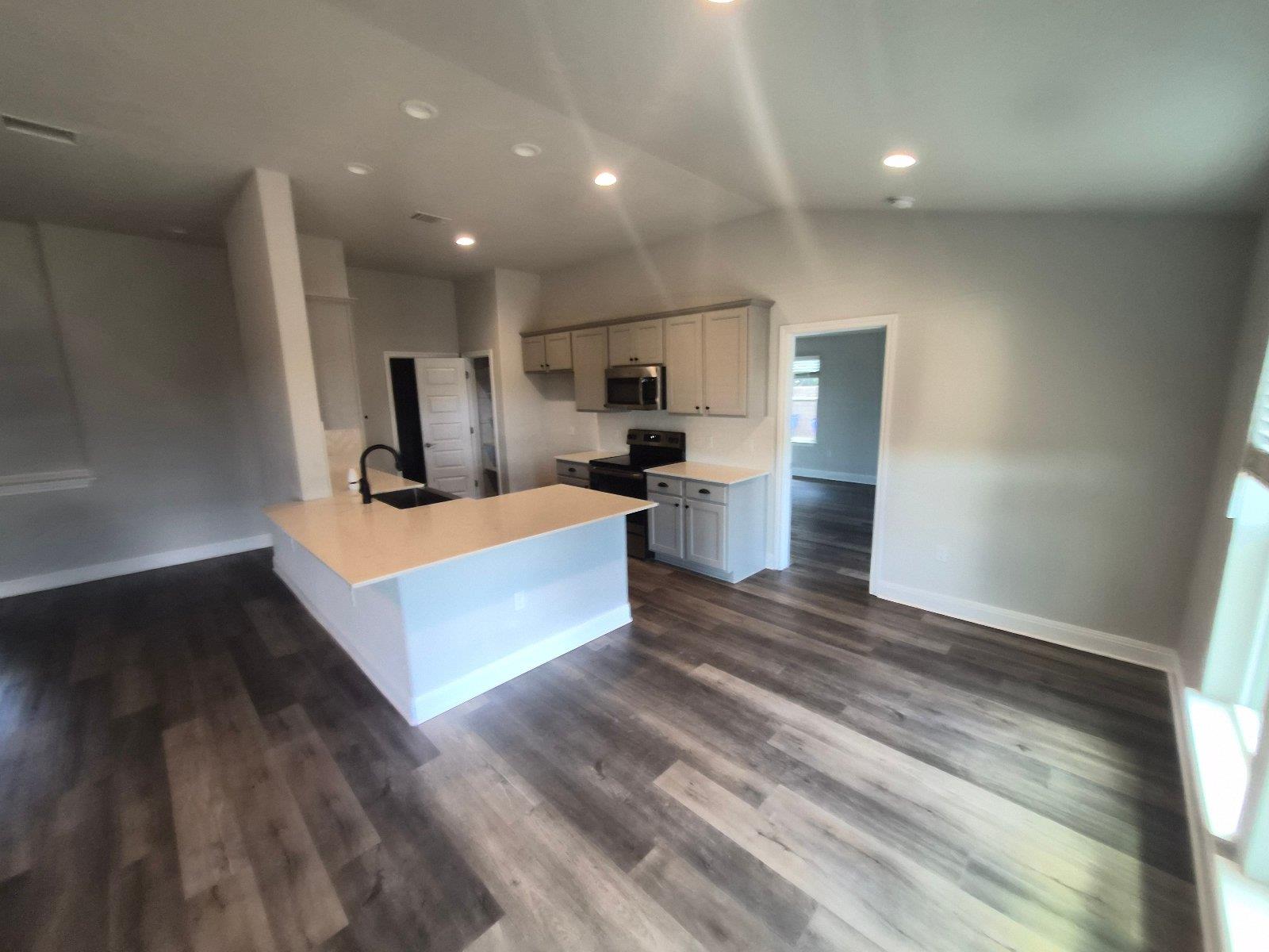 21905 Redbird DR