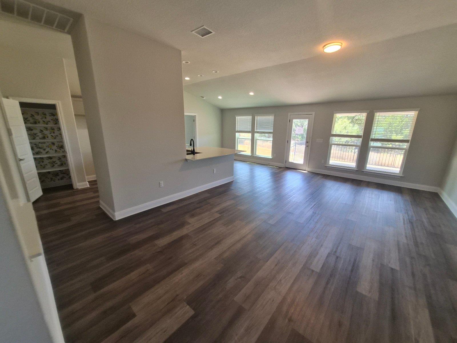 21905 Redbird DR
