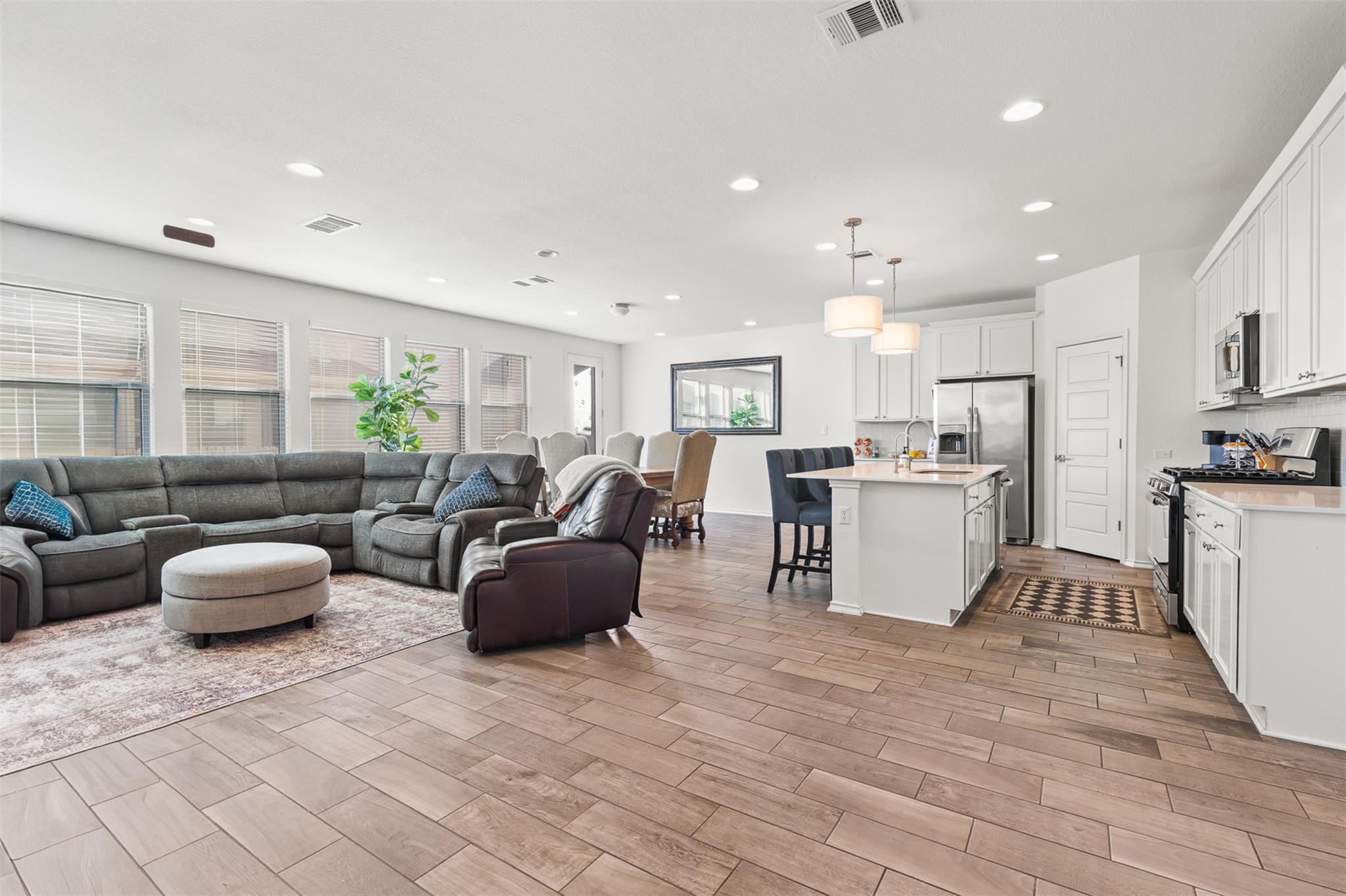 9107 Moonstone DR