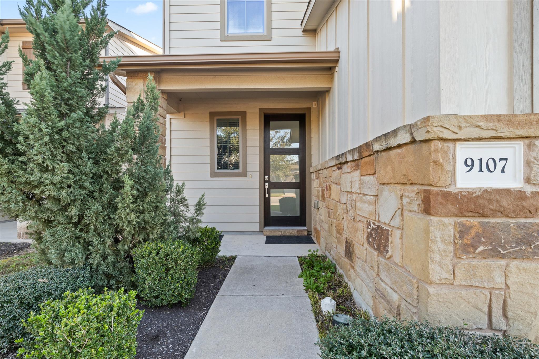 9107 Moonstone DR