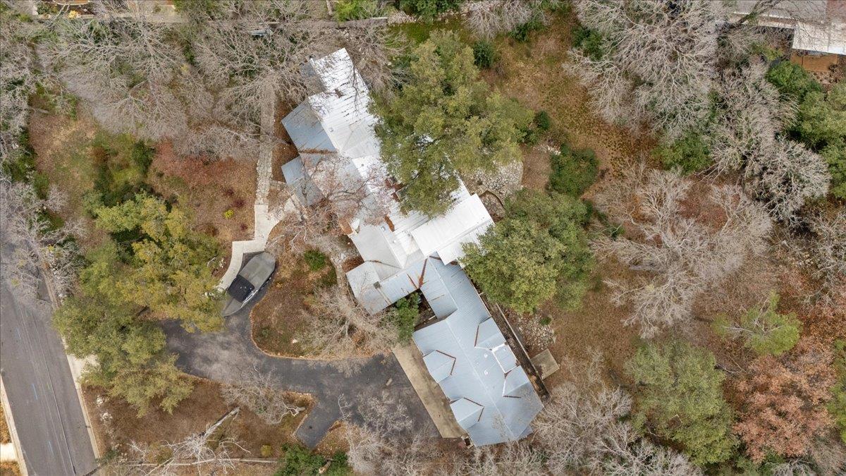 1607 Sharon LN