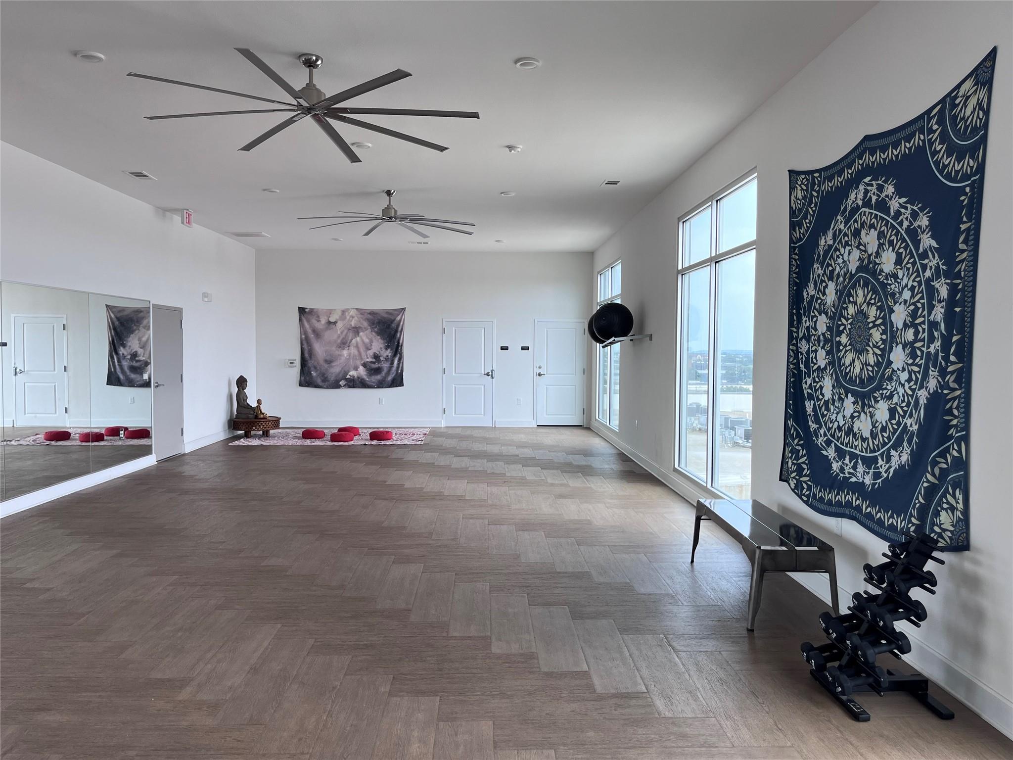 4361 S Congress Ave # 326