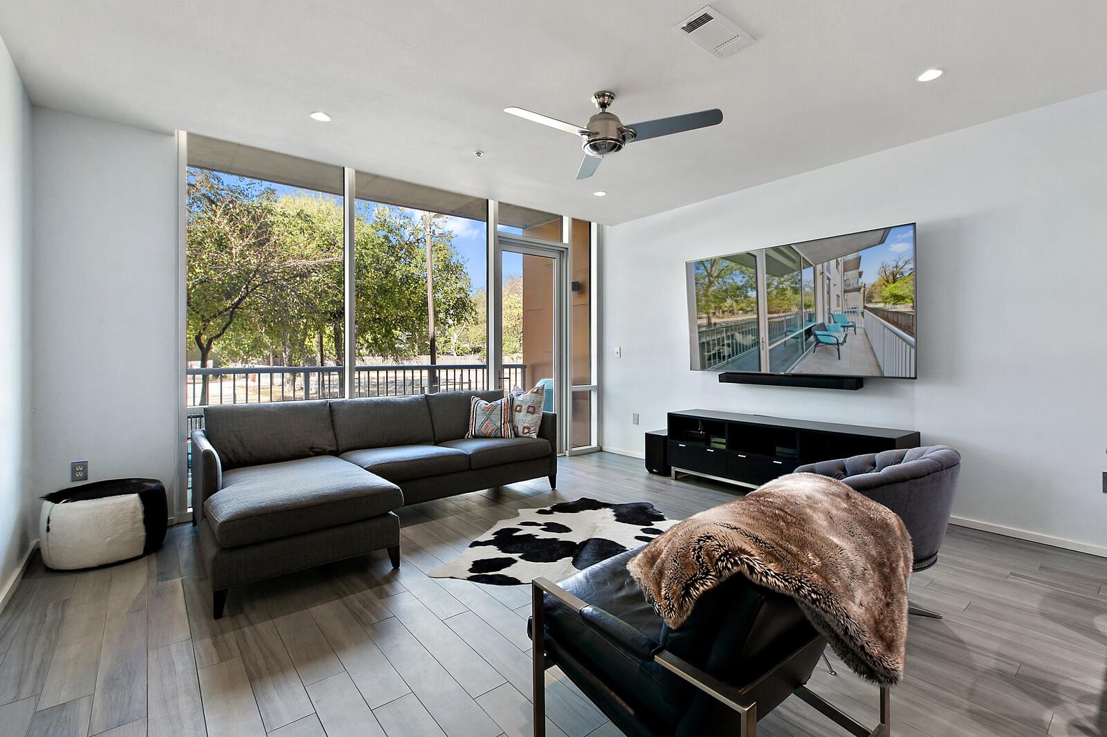 1600 Barton Springs RD # 5110