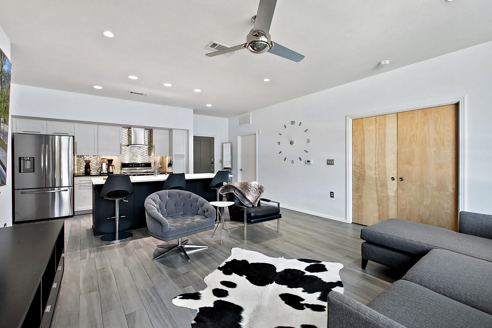 1600 Barton Springs RD # 5110