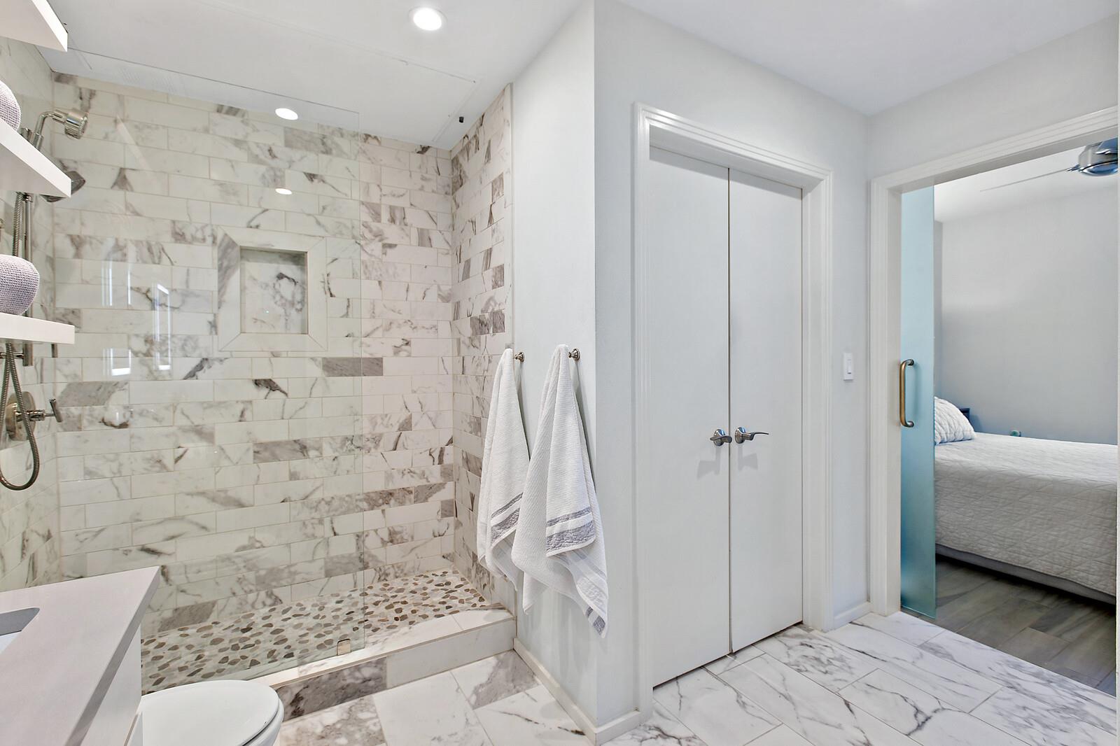 1600 Barton Springs RD # 5110