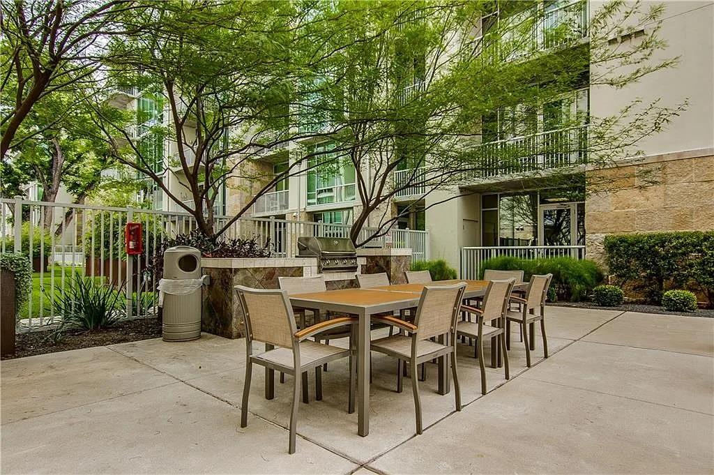 1600 Barton Springs RD # 5110