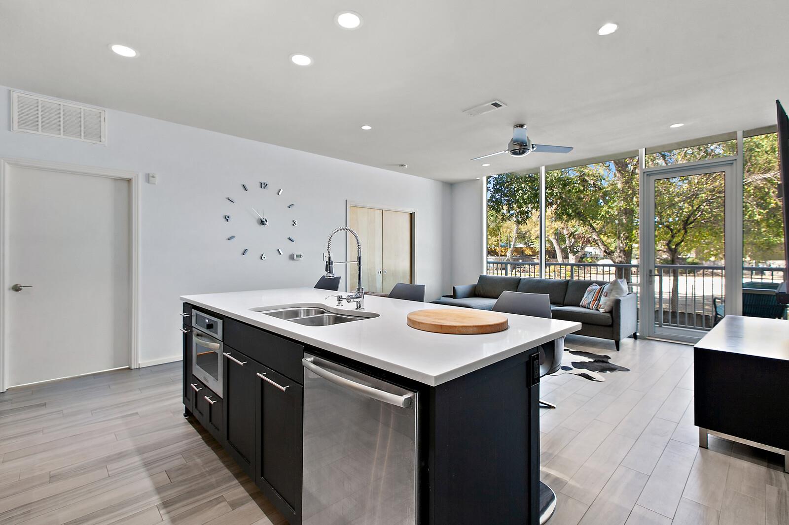1600 Barton Springs RD # 5110