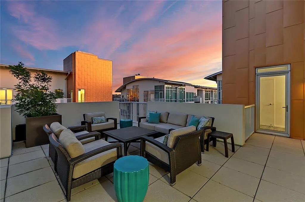 1600 Barton Springs RD # 5110