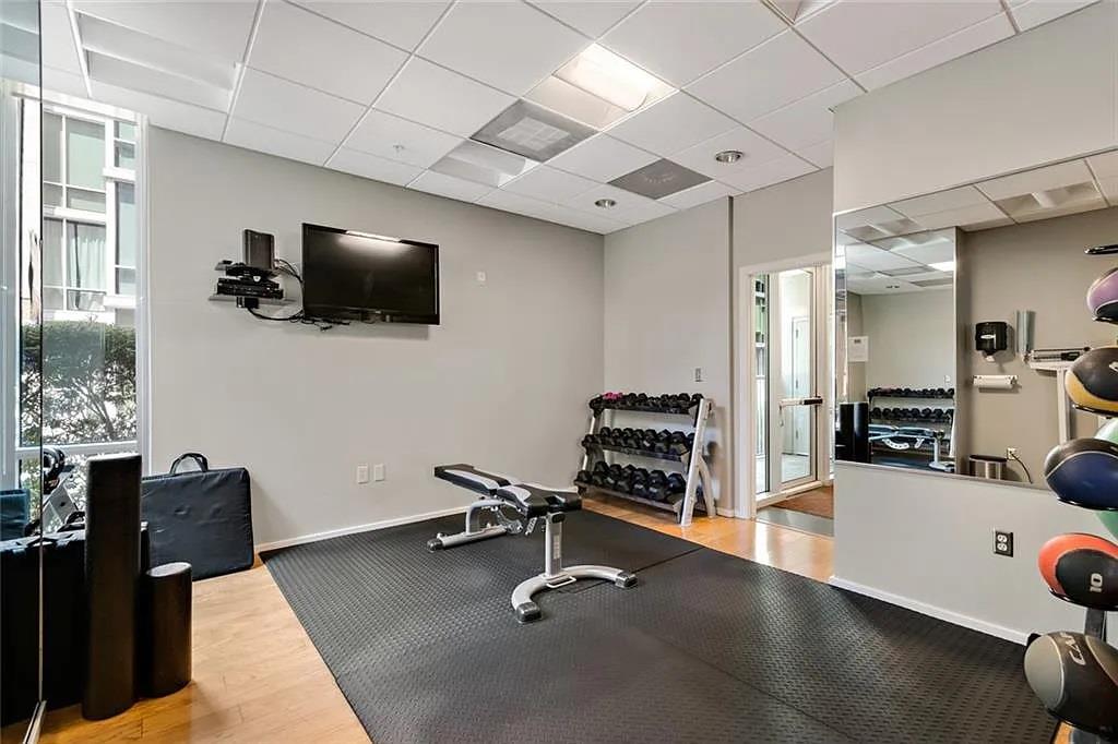 1600 Barton Springs RD # 5110
