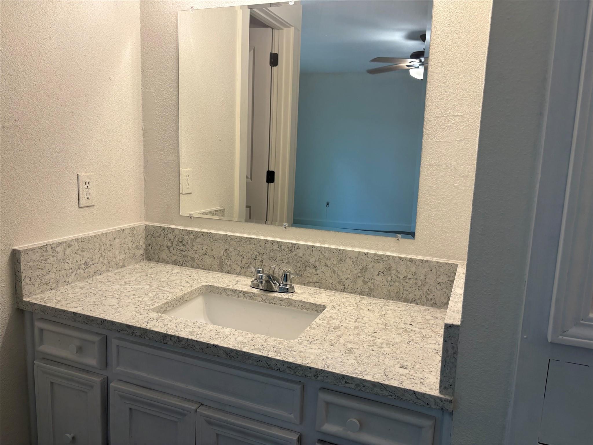 11913 Rennalee LOOP
