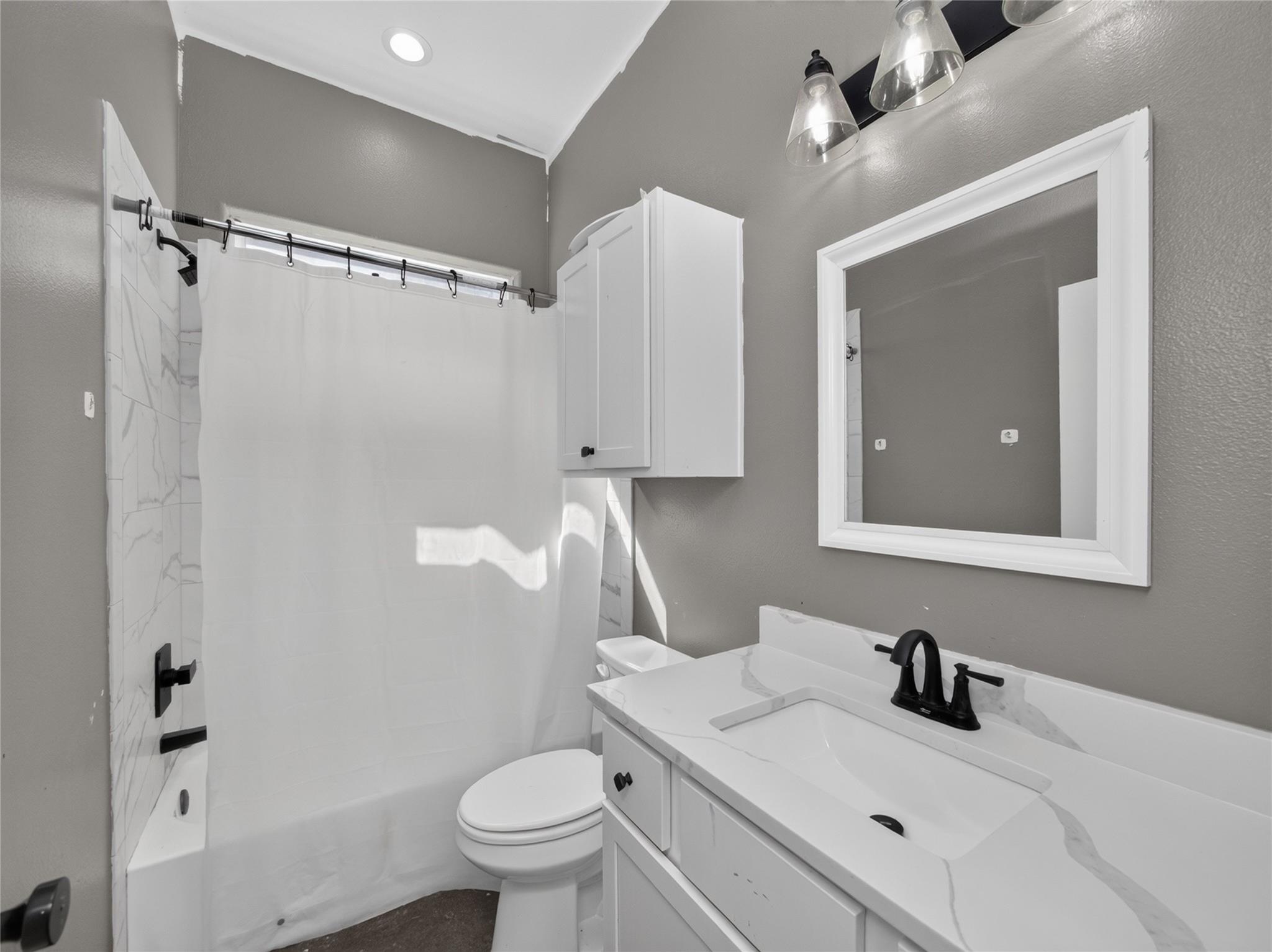 108 W Keomuku LN