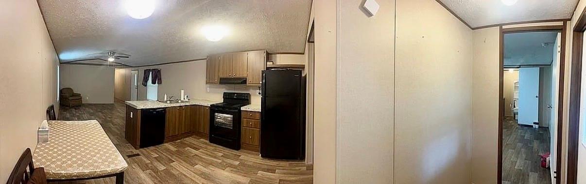 883 County Road 3737