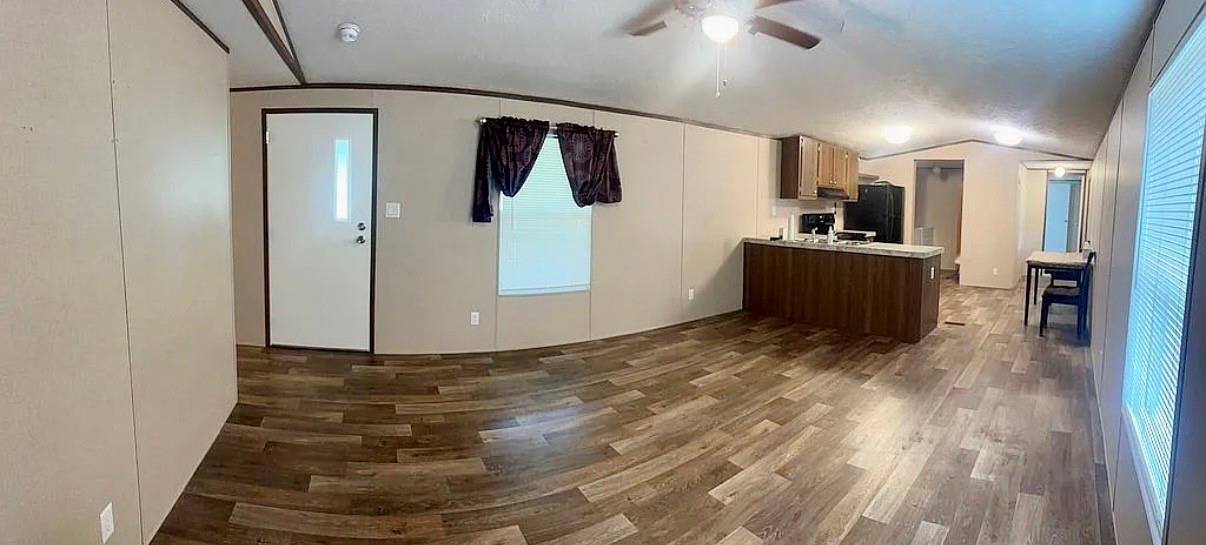 883 County Road 3737