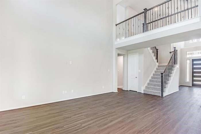 25435 Kidwiler Drive