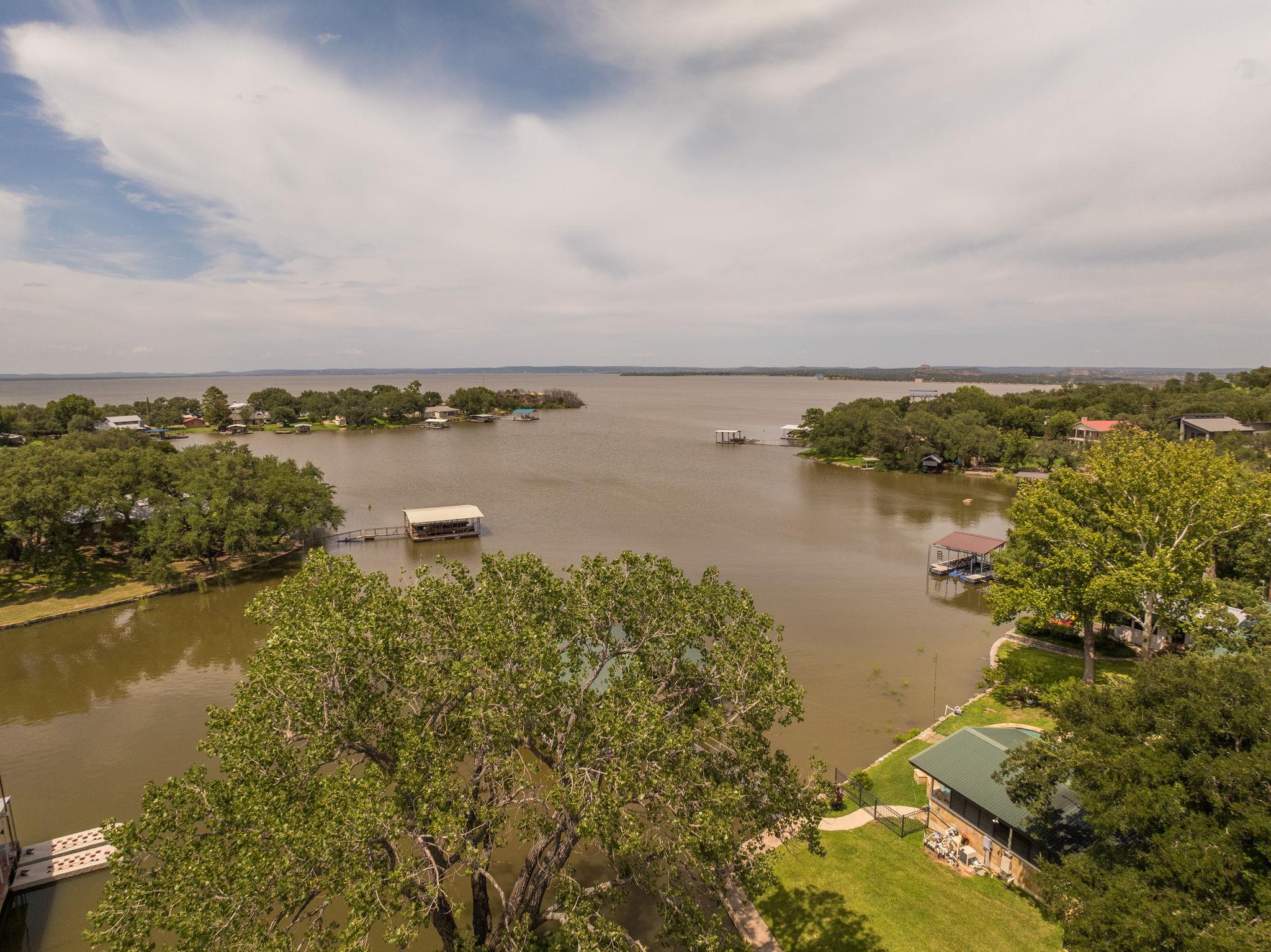 214 Island Lodges DR