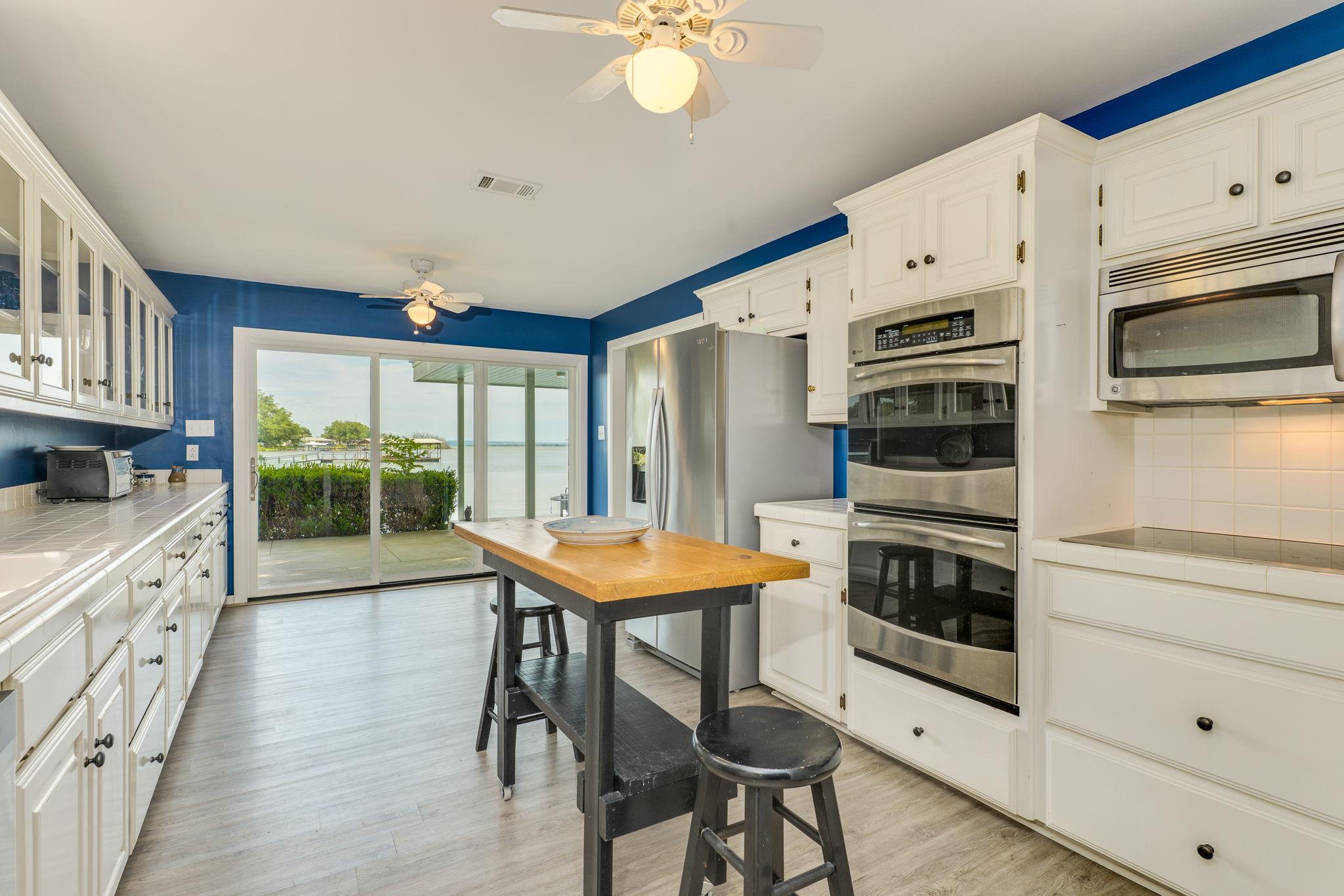 214 Island Lodges DR