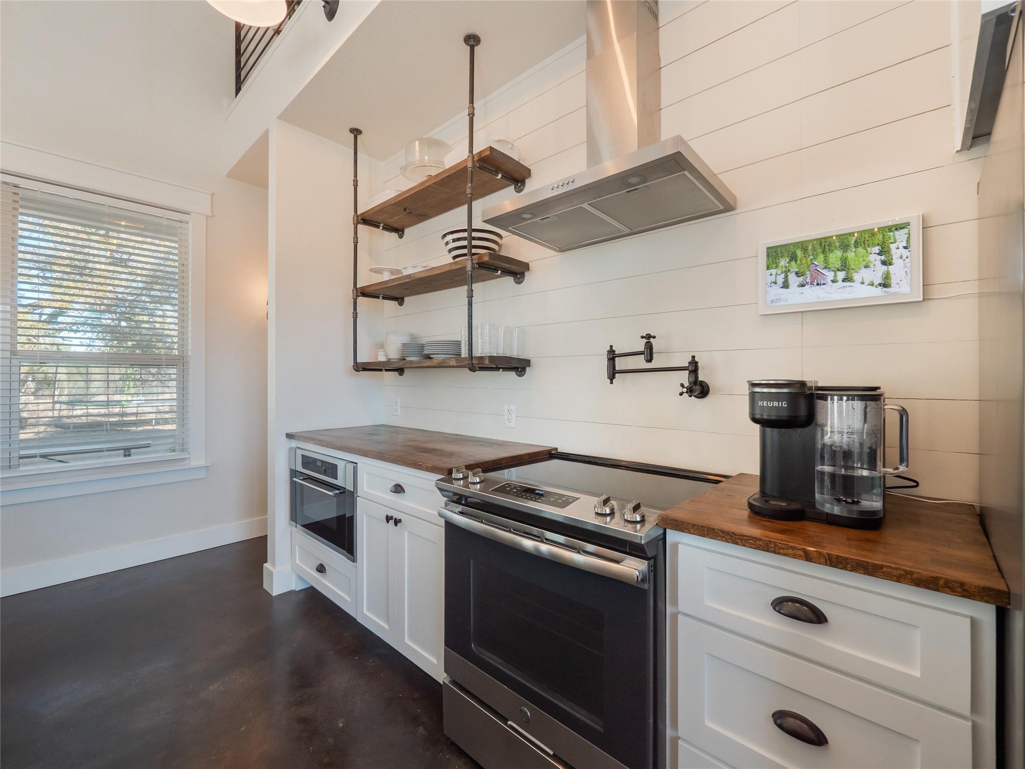 161 Paintbrush LN