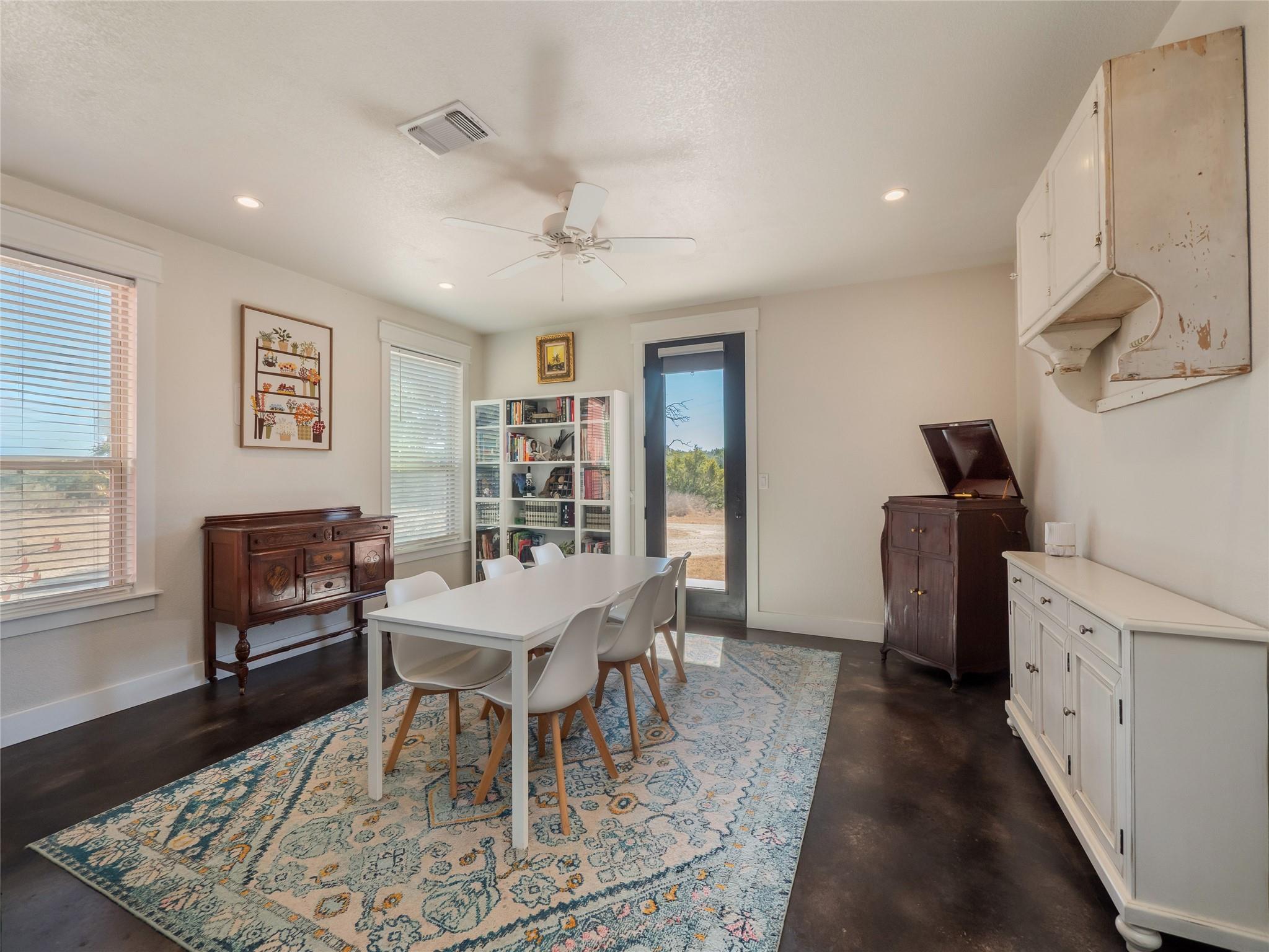 161 Paintbrush LN
