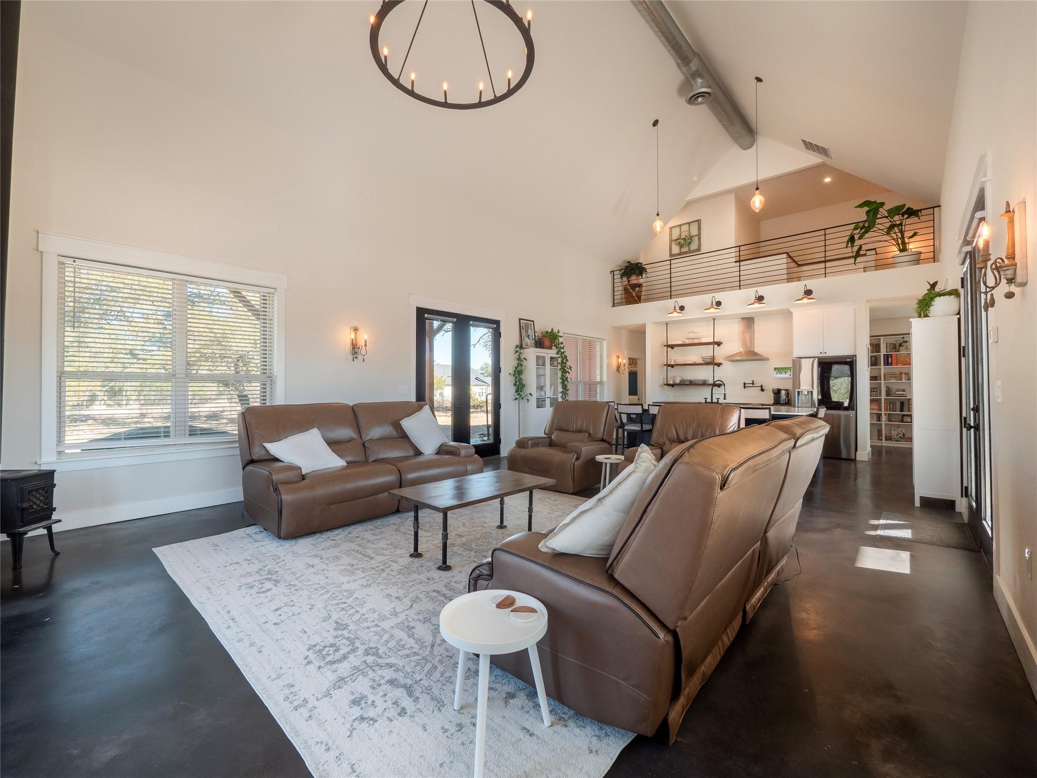 161 Paintbrush LN