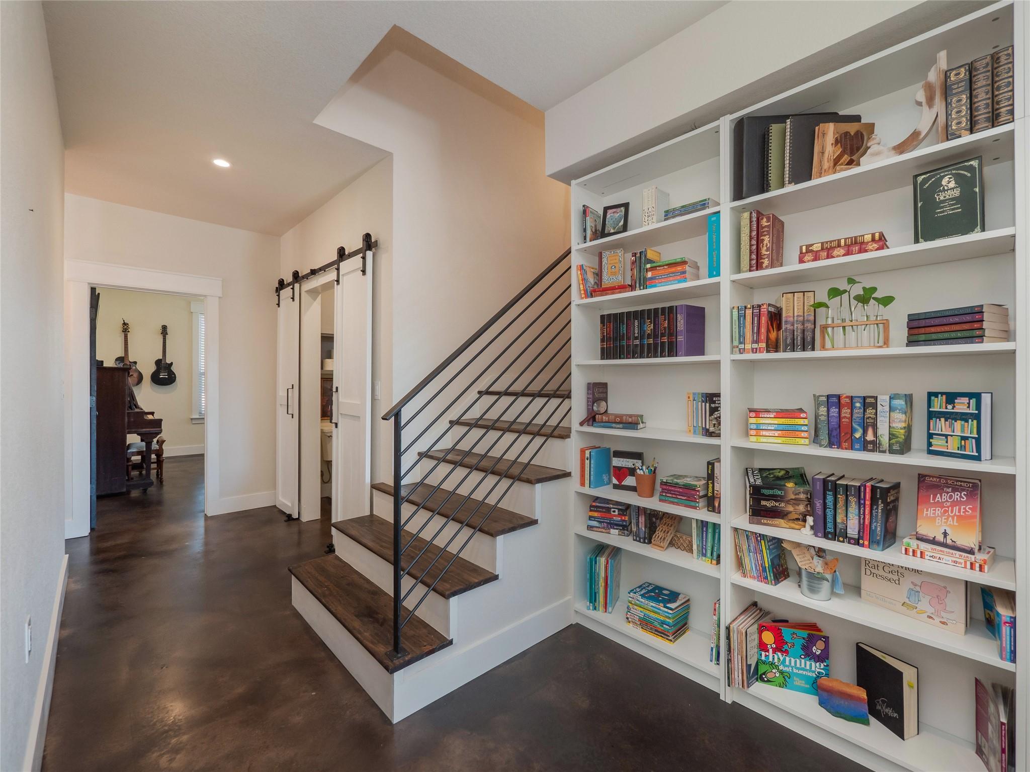 161 Paintbrush LN