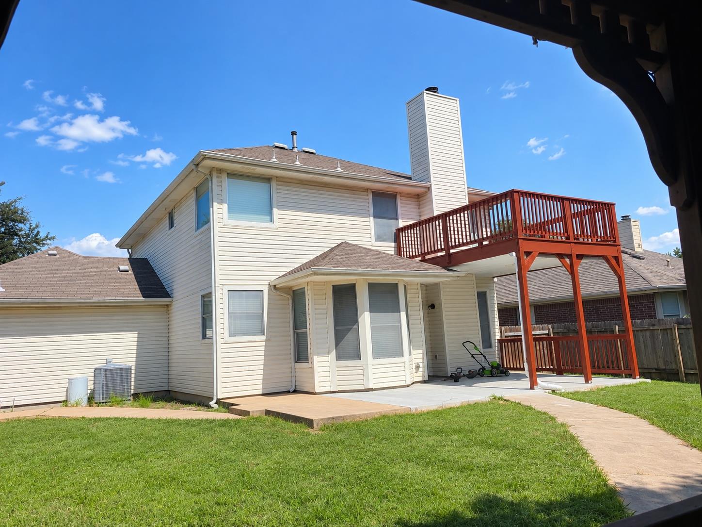 17114 Cranston DR