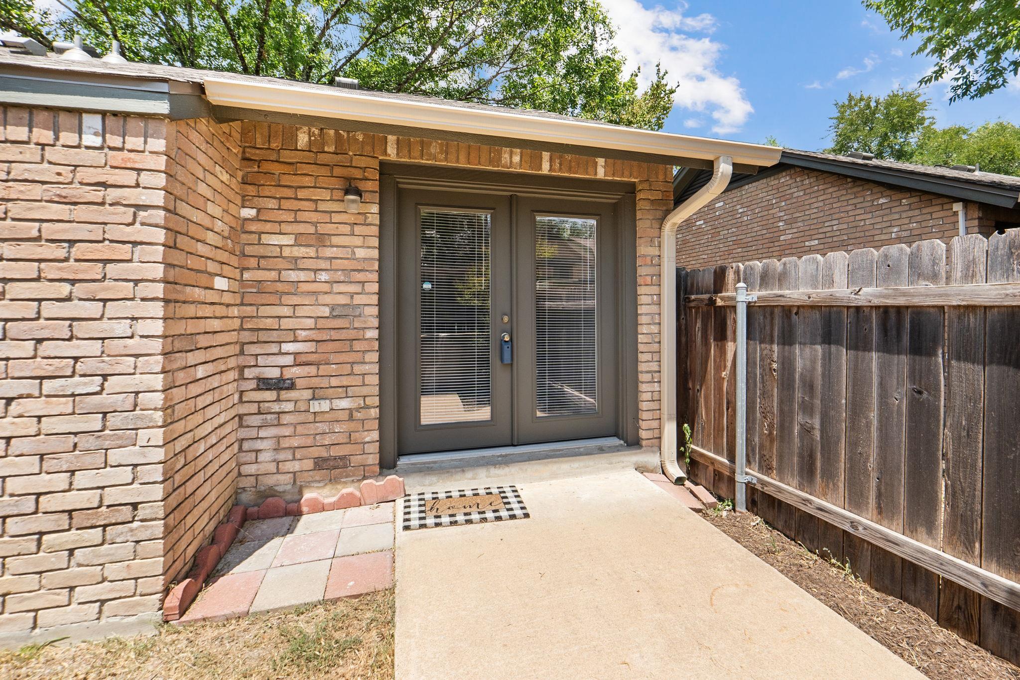 1015 E Yager LN # 179