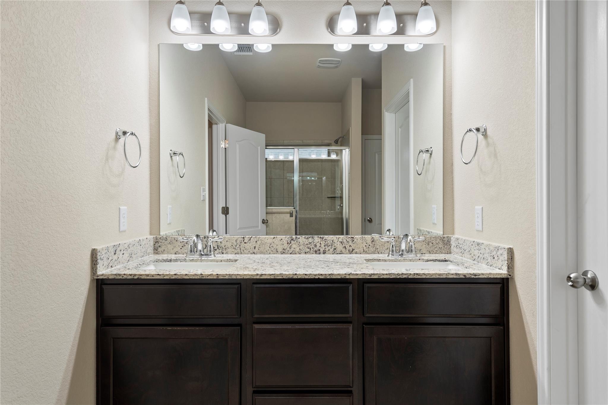 244 Scenic Hills CIR