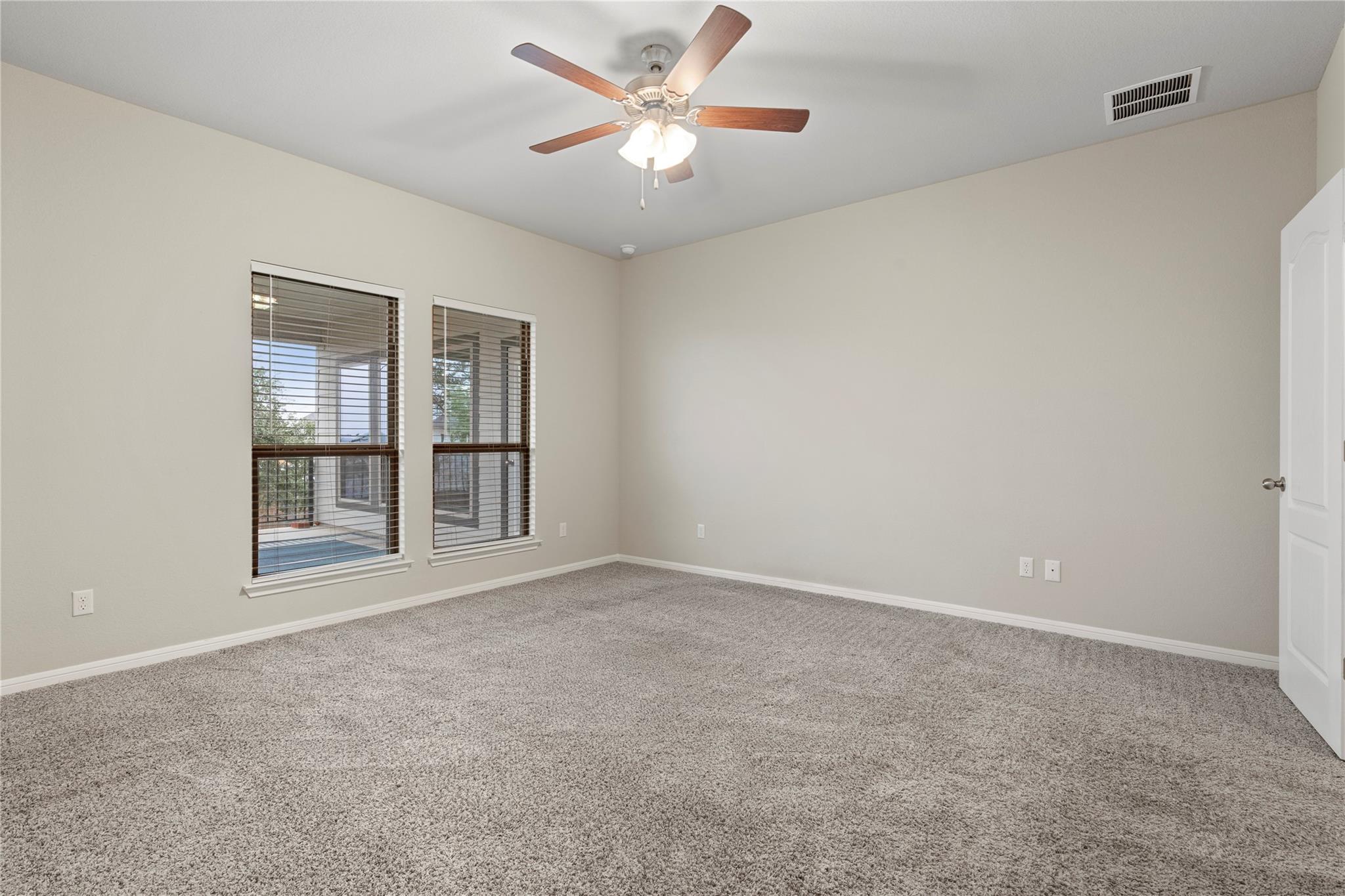 244 Scenic Hills CIR