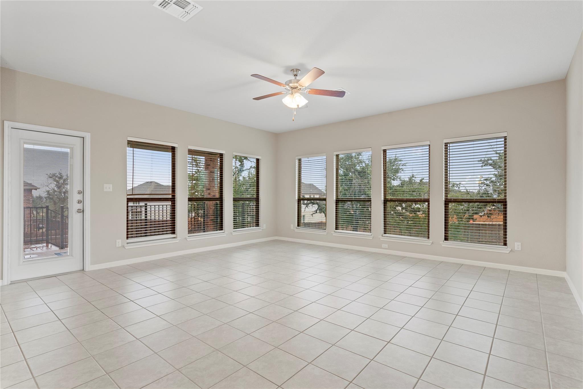 244 Scenic Hills CIR