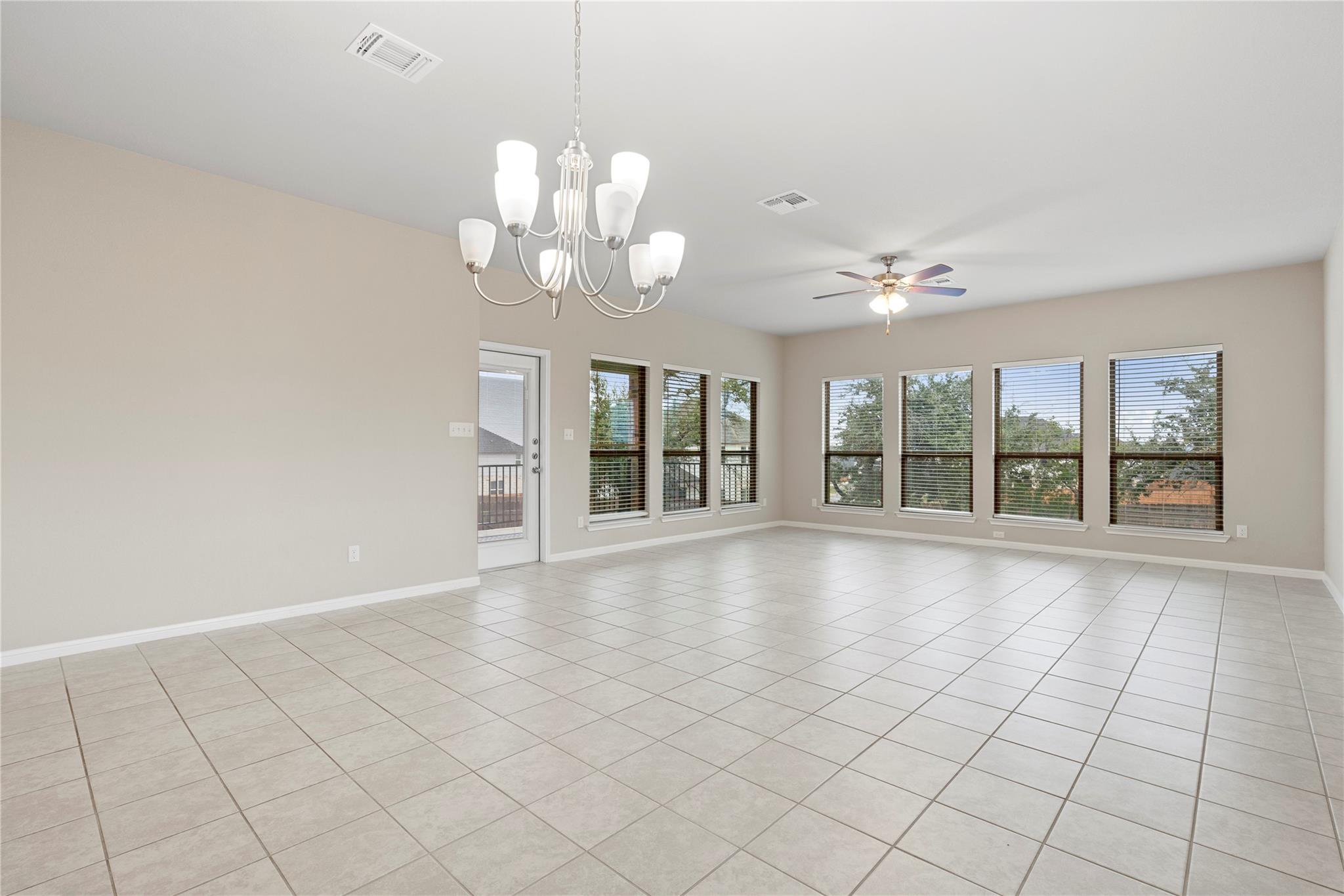 244 Scenic Hills CIR