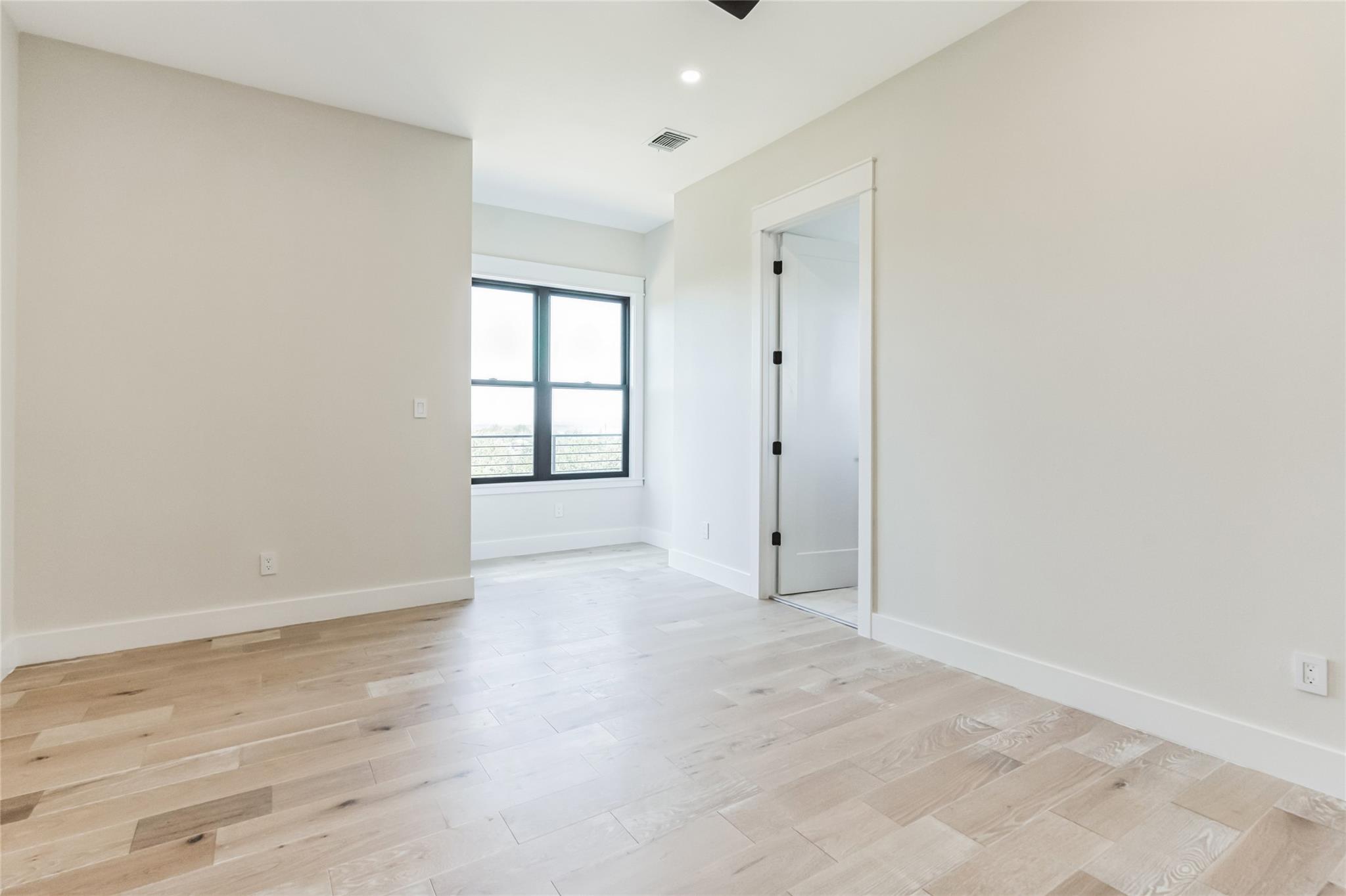 707 Broken HLS