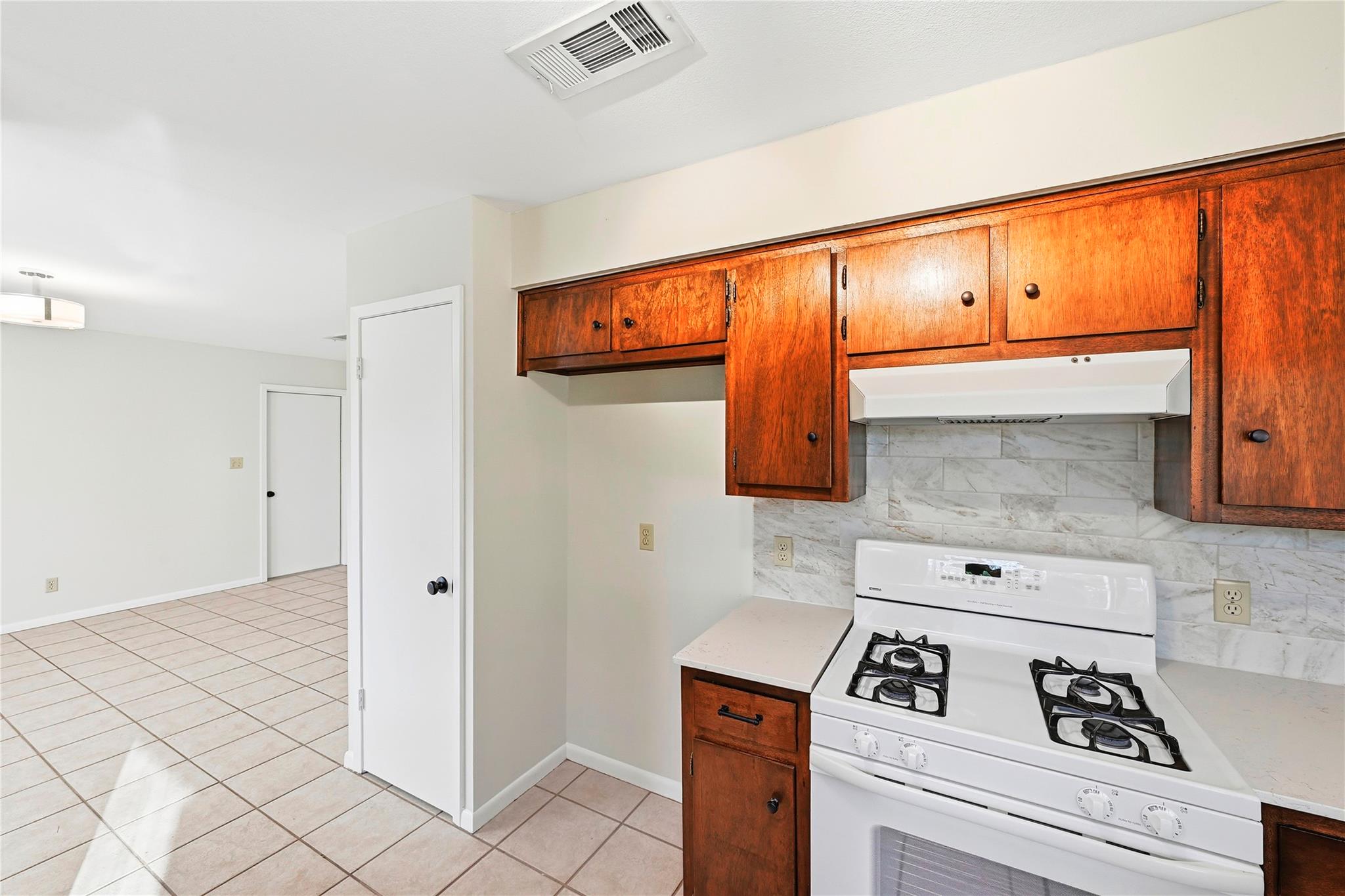 5307 Presidio RD