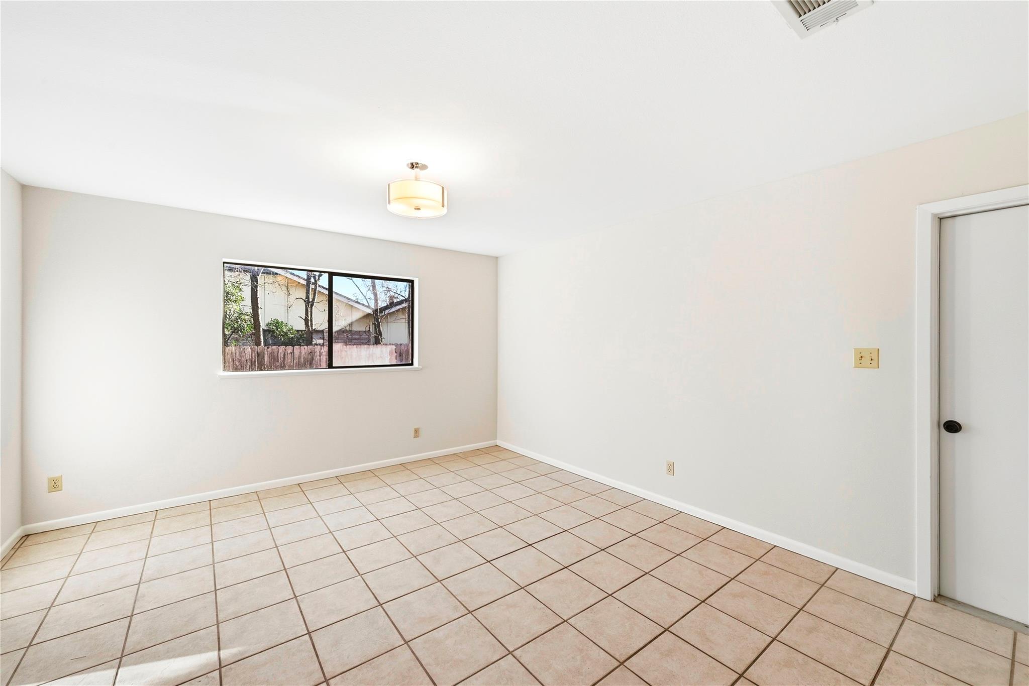 5307 Presidio RD